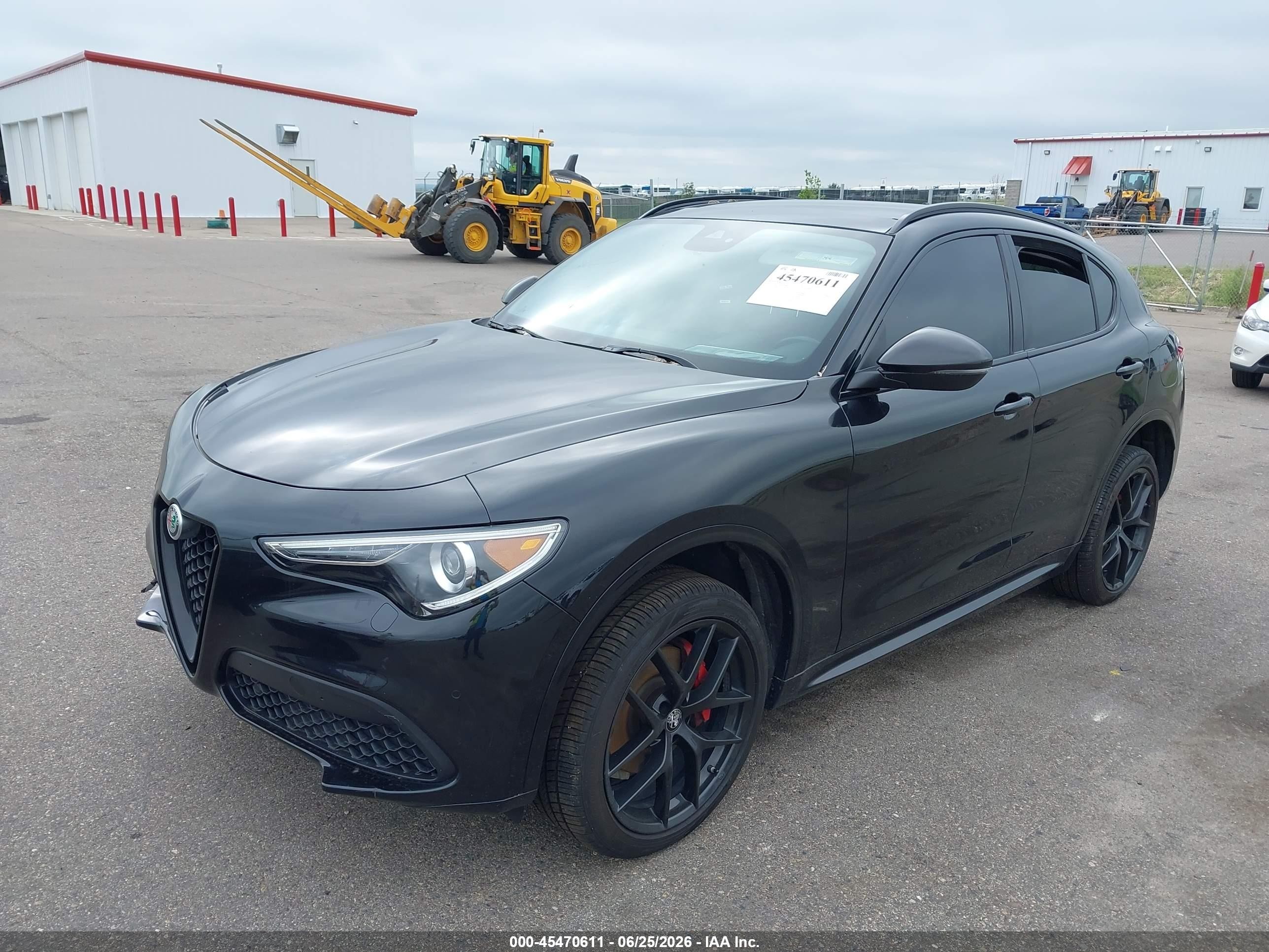 2021 Alfa Romeo Stelvio VIN ZASPAKBN1M7D14664 IAAI salvage auction — Unknown, Salvage (Minnesota), sold $7,500 on 2026-09-19 (photo 2)