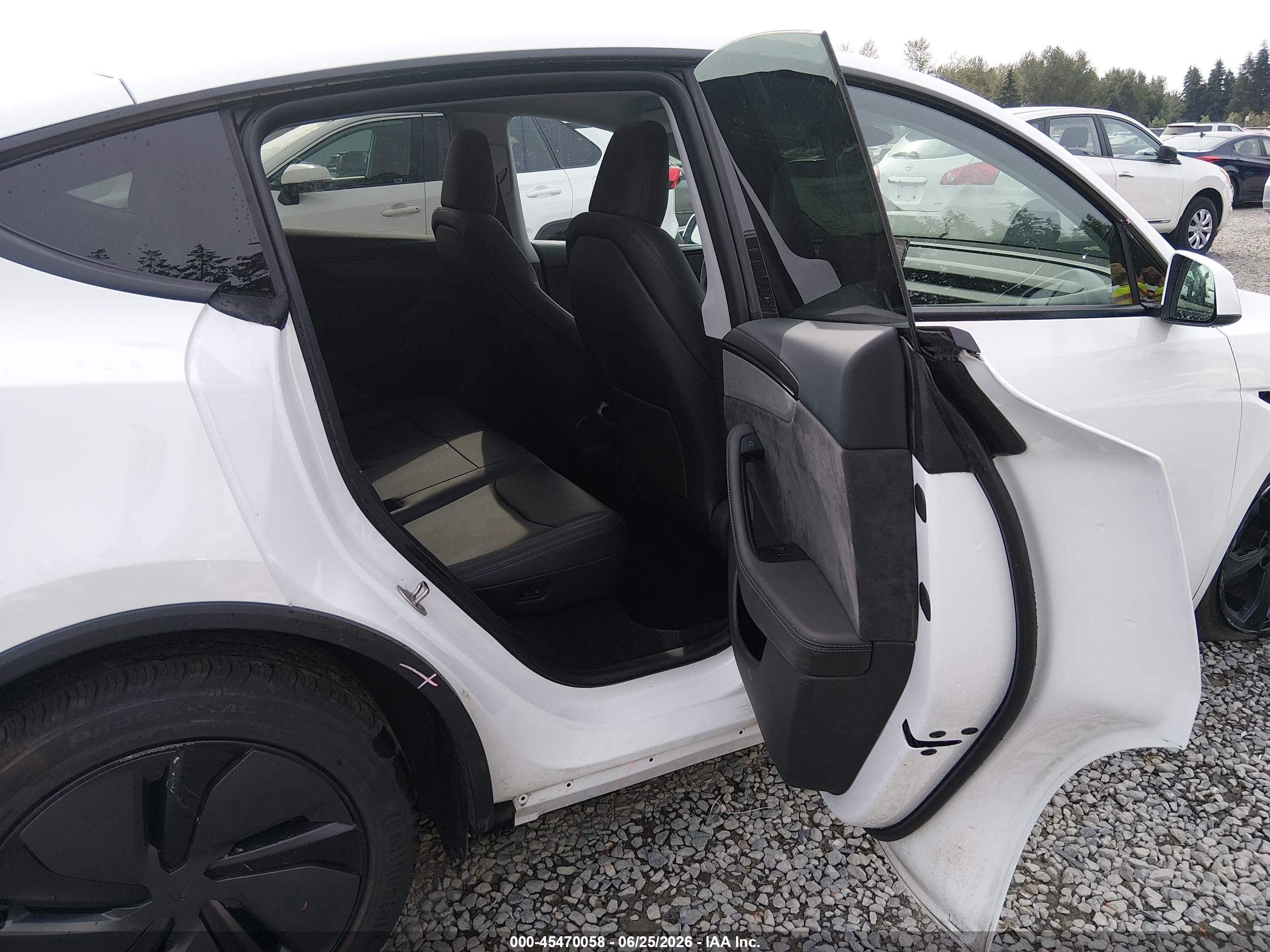 2026 Tesla Model Y VIN 7SAYGDEE8TF426294 IAAI salvage auction — Front End, Bill Of Sale (Washington), sold $21,100 on 2026-09-12 (photo 8)