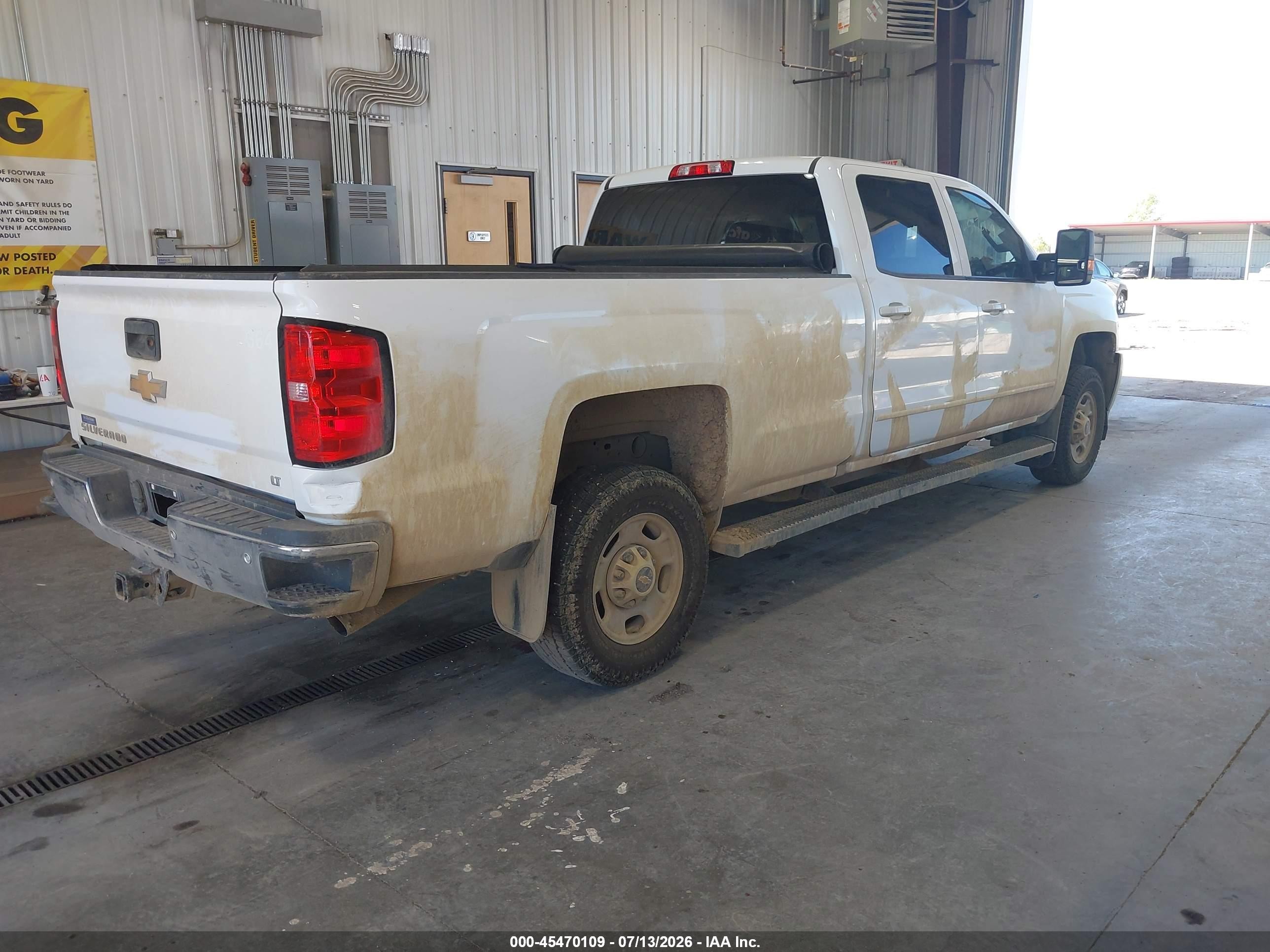 2019 Chevrolet Silverado 2500 VIN 1GC1KSEG6KF248642 IAAI salvage auction — Front End, Salvage (Idaho), sold $7,700 on 2026-09-10 (photo 4)
