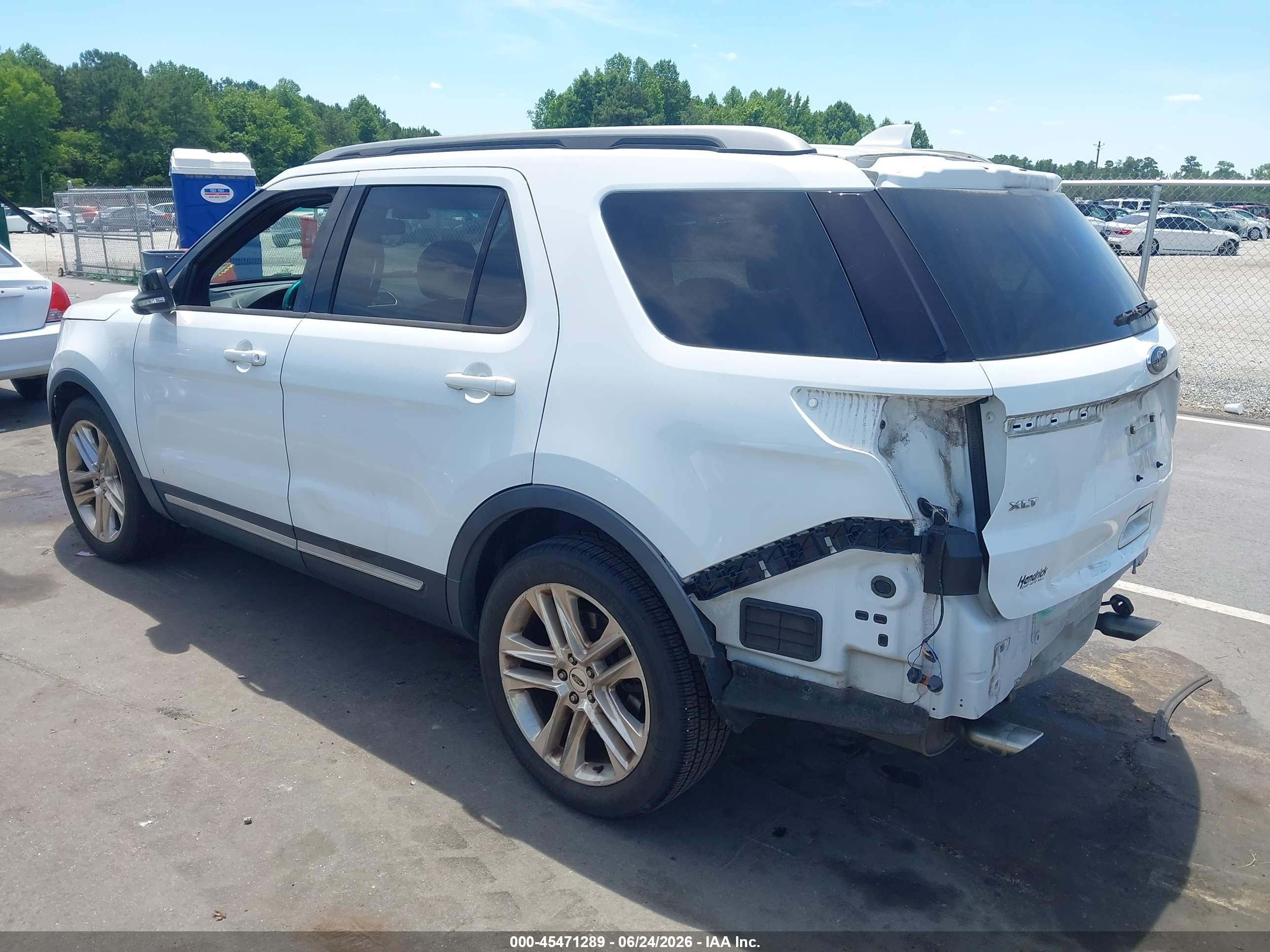 2016 Ford Explorer VIN 1FM5K7D86GGB83782 IAAI salvage auction — Rear End, Salvage (North Carolina), sold $2,550 on 2026-07-10 (photo 3)