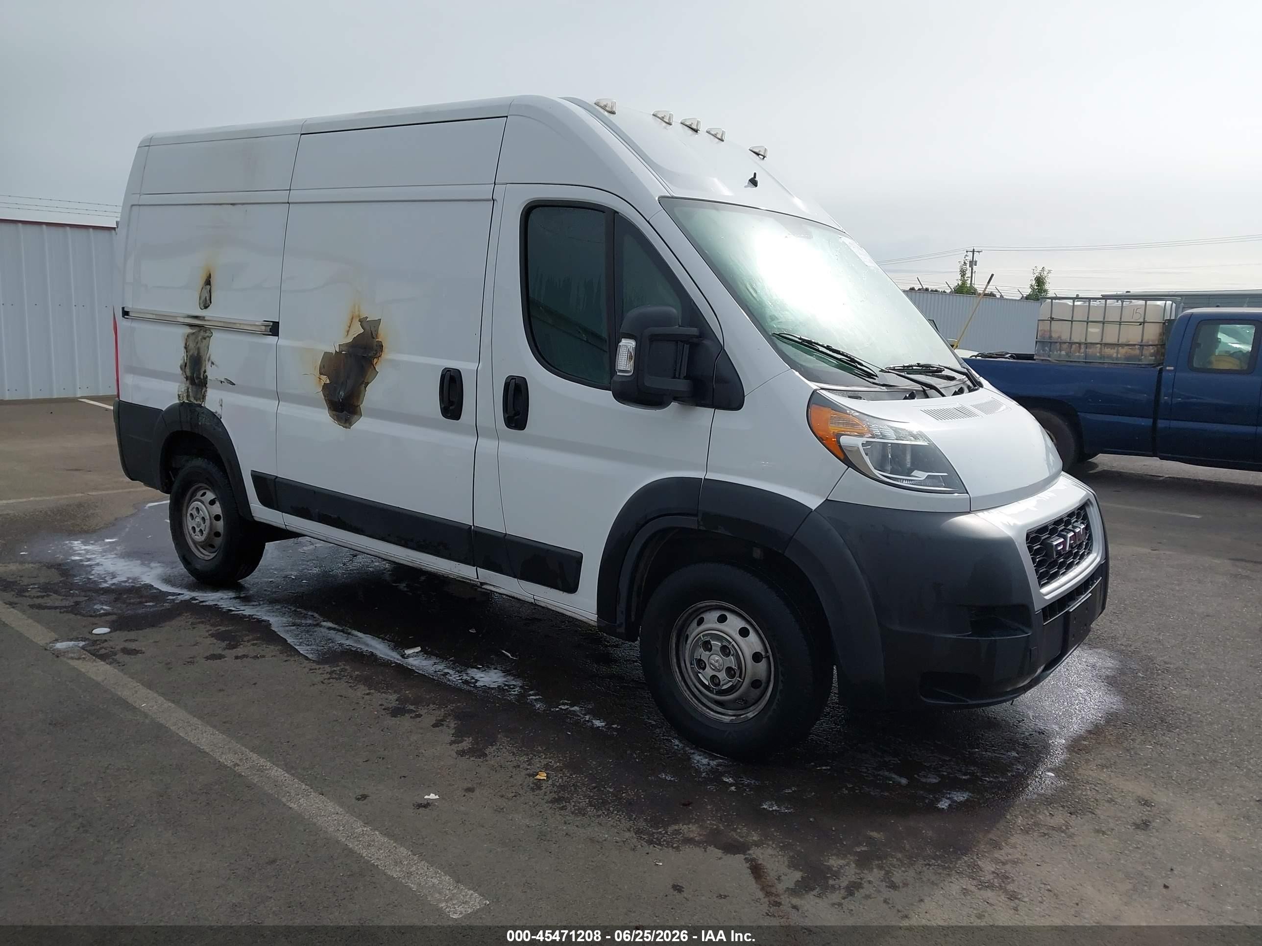 2020 Ram ProMaster 1500 VIN 3C6TRVBG5LE102715 — IAAI salvage auction photo