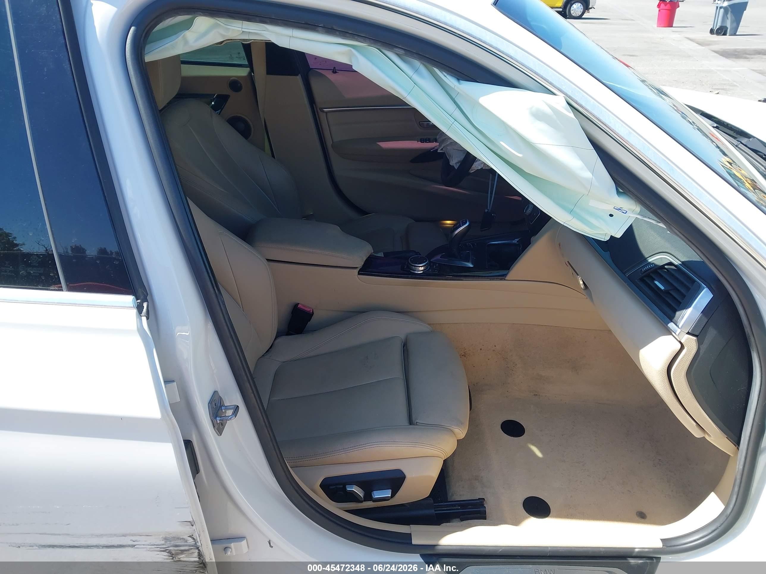 2016 BMW 3 Series VIN WBA8B3C59GK383468 IAAI salvage auction — Side, Salvage (California), sold $3,975 on 2026-07-09 (photo 5)