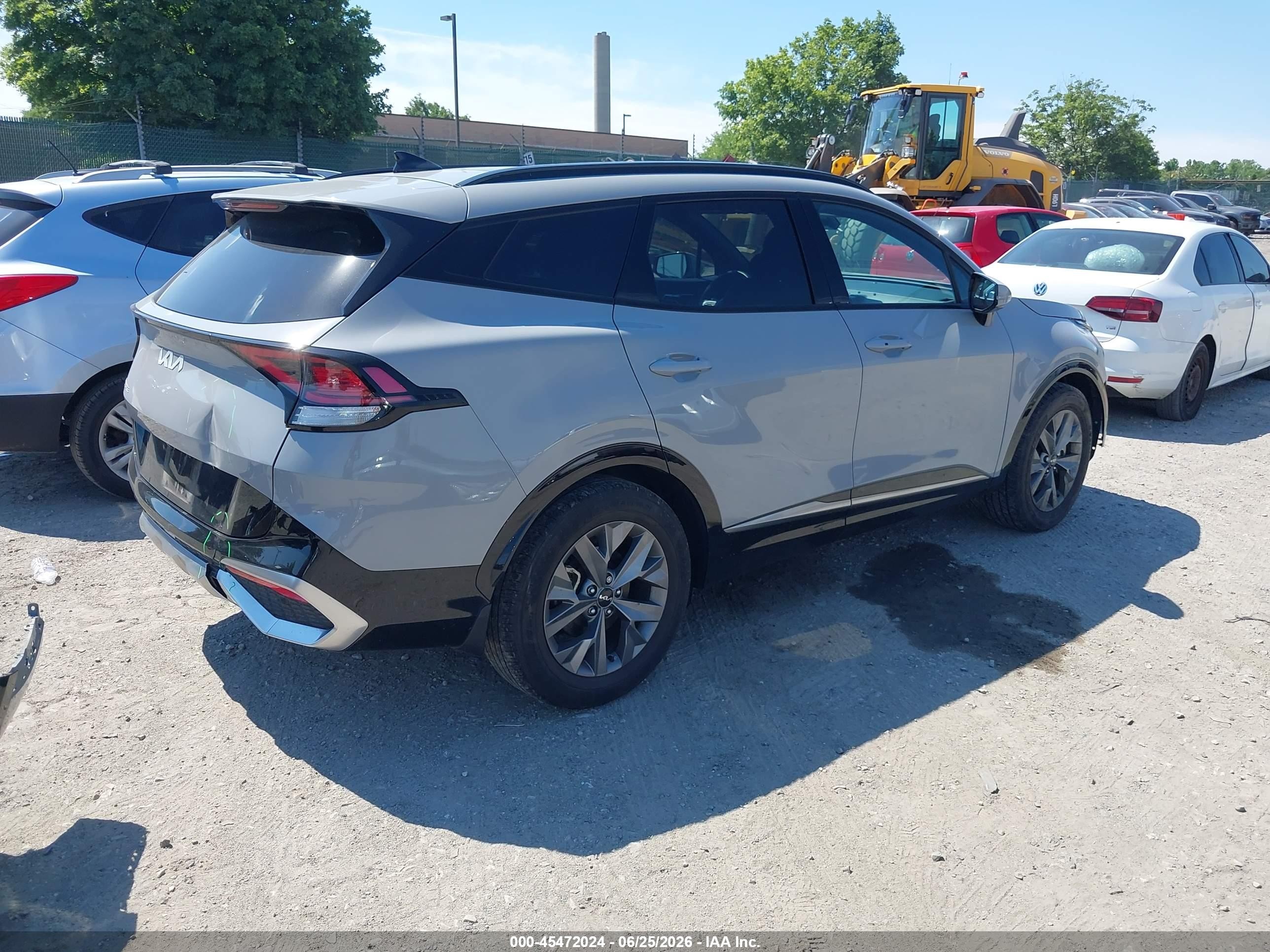 2023 Kia Sportage VIN 5XYK43AF9PG124564 IAAI salvage auction — Front End, Salvage (Pennsylvania), sold $8,000 on 2026-07-12 (photo 4)