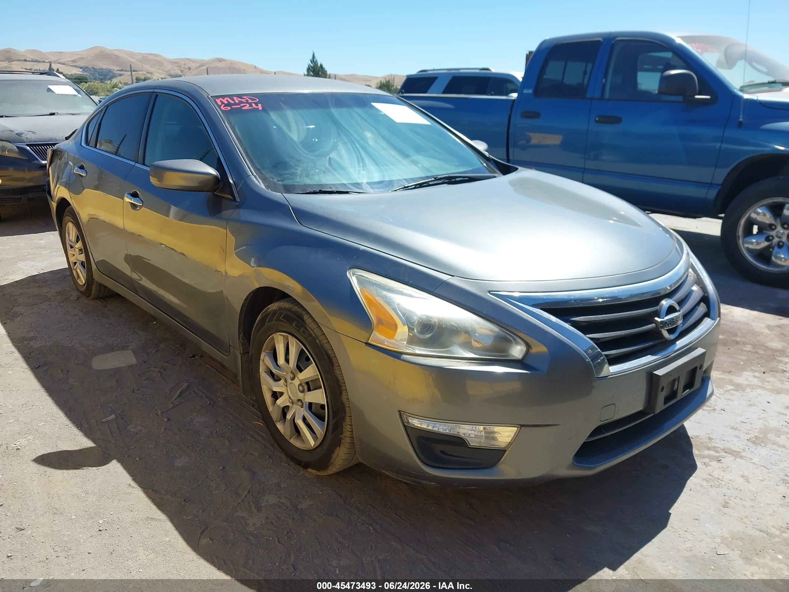 2015 Nissan Altima VIN 1N4AL3AP5FC132466 IAAI salvage auction — Rear End, Salvage (California), sold $1,650 on 2026-07-08 (photo 1)