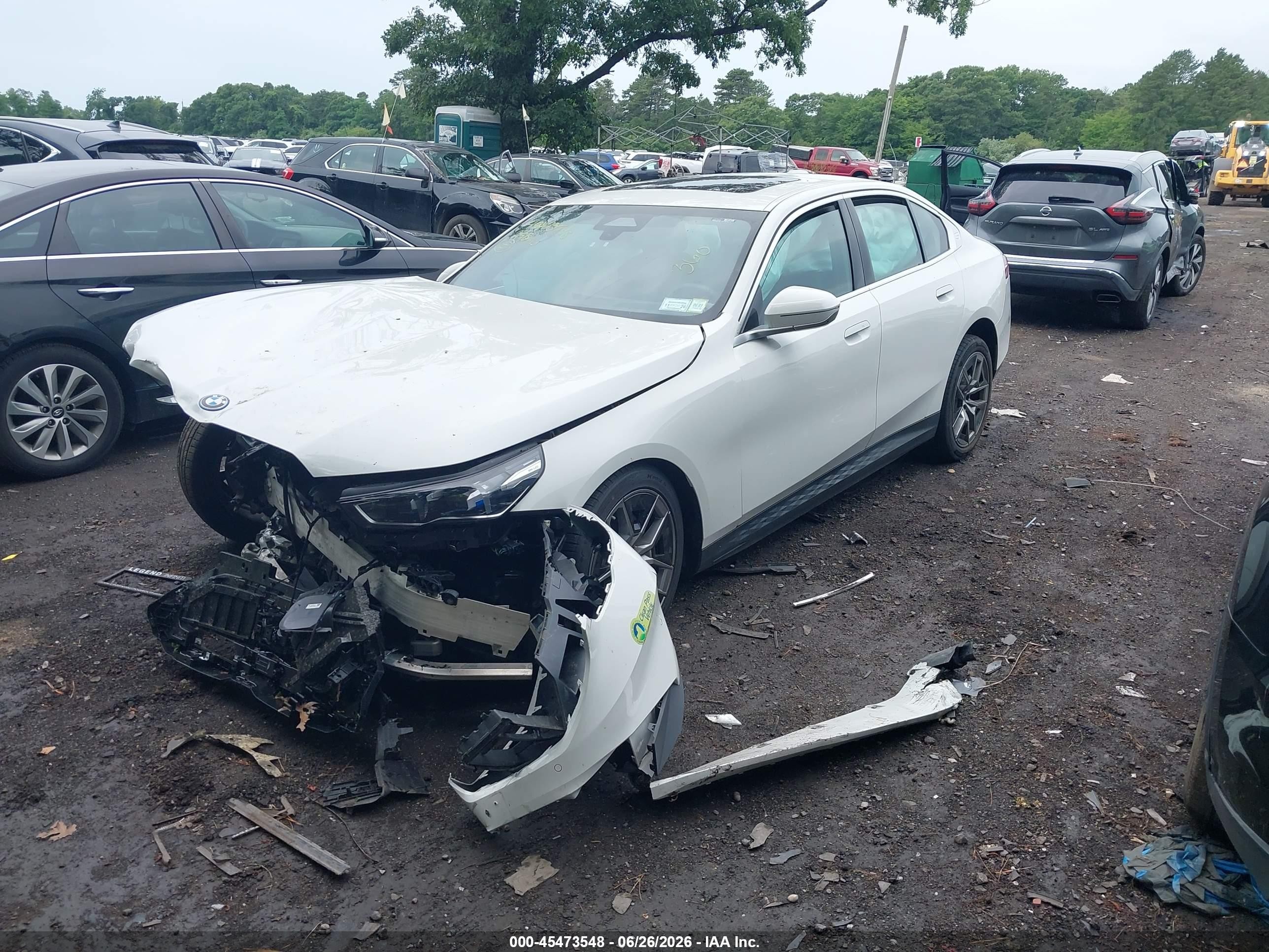 2025 BMW I5 VIN WBY13HG07SCT13787 IAAI salvage auction — Front End, Mv-907A (New York), sold $13,000 on 2026-09-03 (photo 2)
