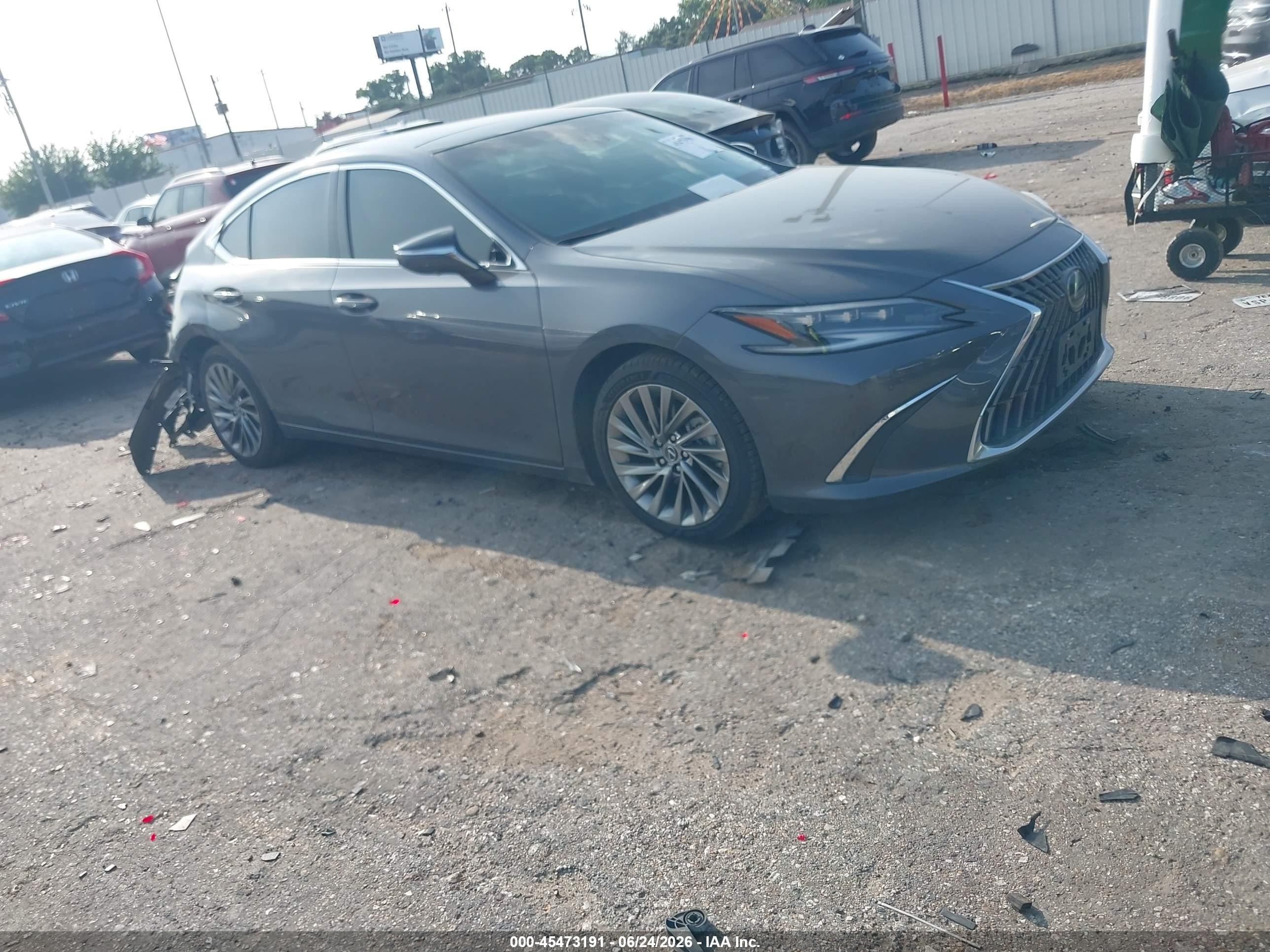 2025 Lexus ES 350 VIN 58AFZ1B19SU186245 — IAAI salvage auction photo