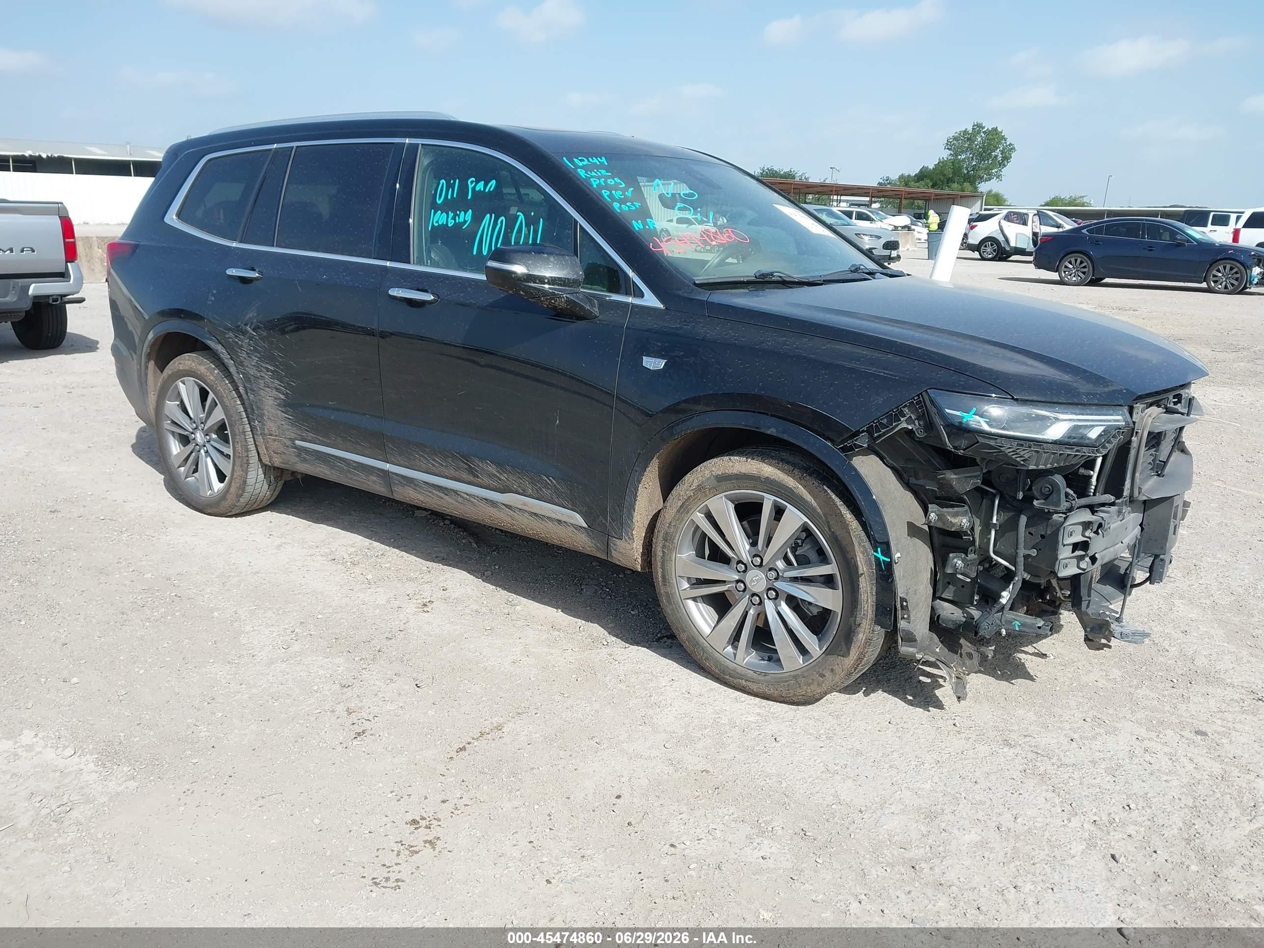 2022 Cadillac XT6 VIN 1GYKPCRS8NZ161302 — IAAI salvage auction photo
