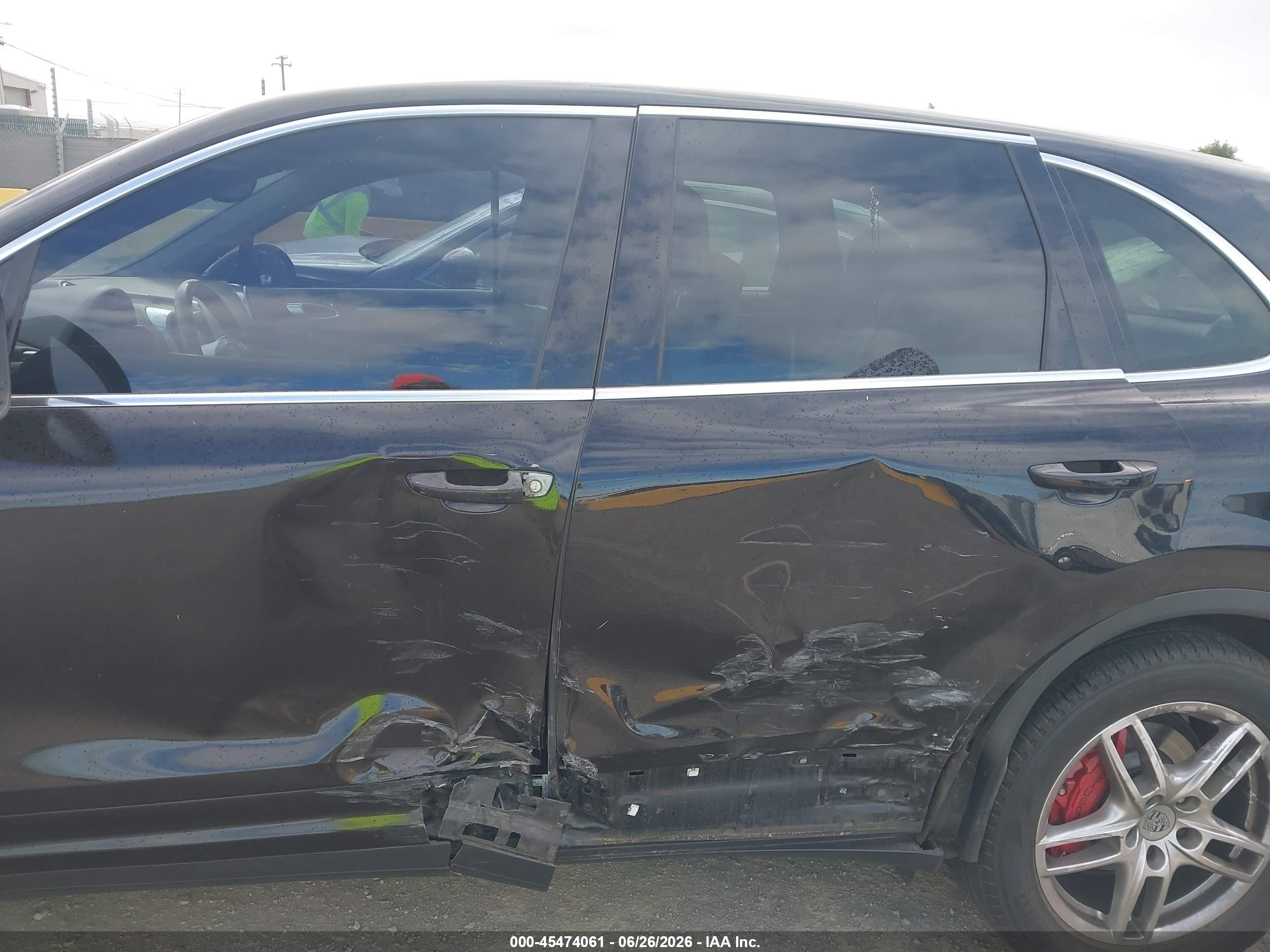 2012 Porsche Cayenne VIN WP1AA2A28CLA09706 IAAI salvage auction — Side, Salvage (California), sold $2,750 on 2026-07-09 (photo 6)