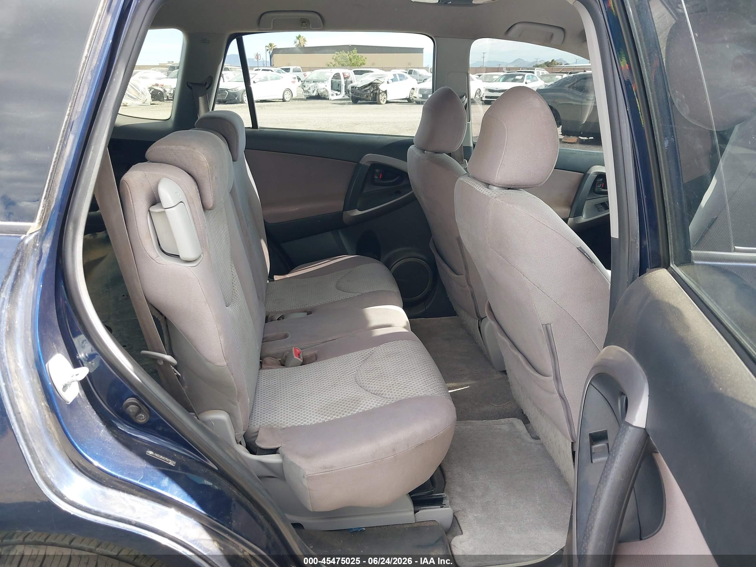 2007 Toyota RAV4 VIN JTMZD35V075075070 IAAI salvage auction — Normal Wear, Clear (Arkansas), sold $100 on 2026-07-02 (photo 8)