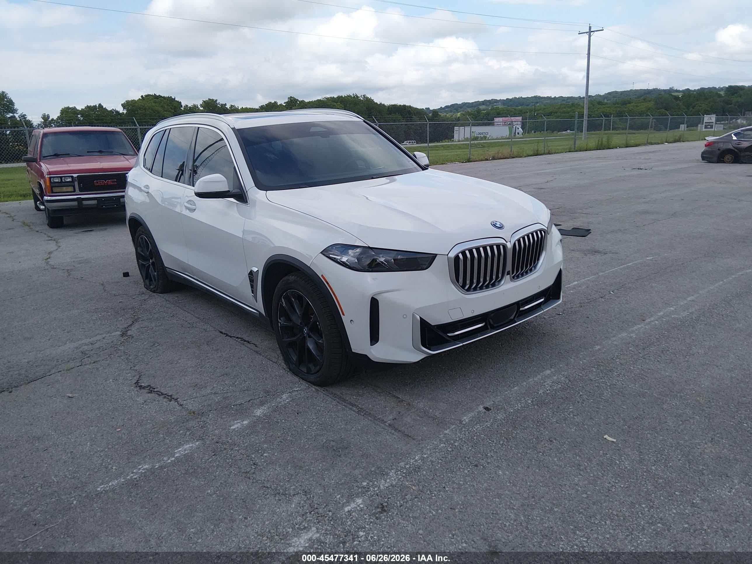 2024 BMW X5 VIN 5UX43EU0XR9T14665 — IAAI salvage auction photo