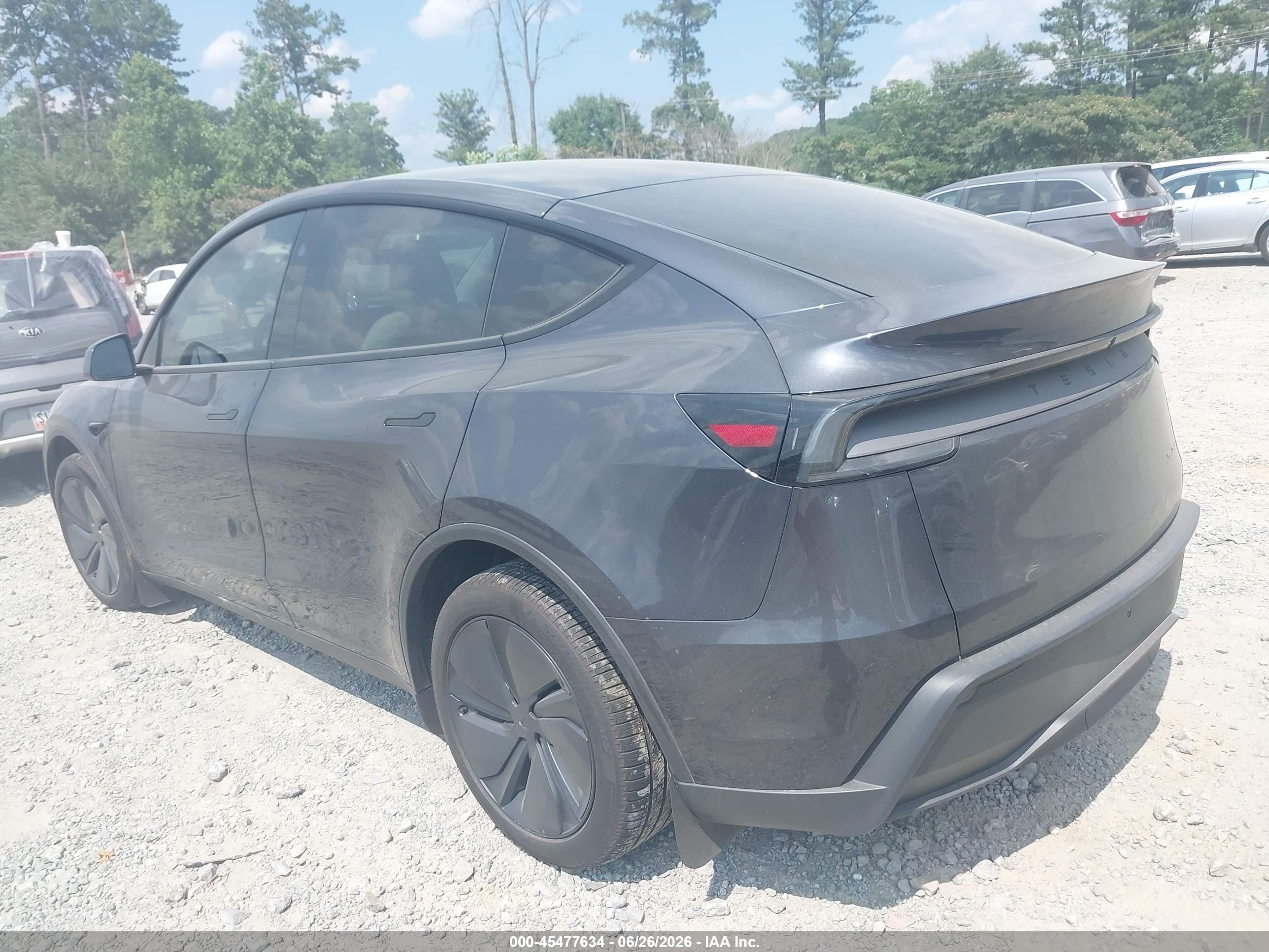 2026 Tesla Model y VIN 7SAYGDEE5TA581432 IAAI salvage auction — Rear End, Salvage (Georgia), sold $28,150 on 2026-08-20 (photo 3)