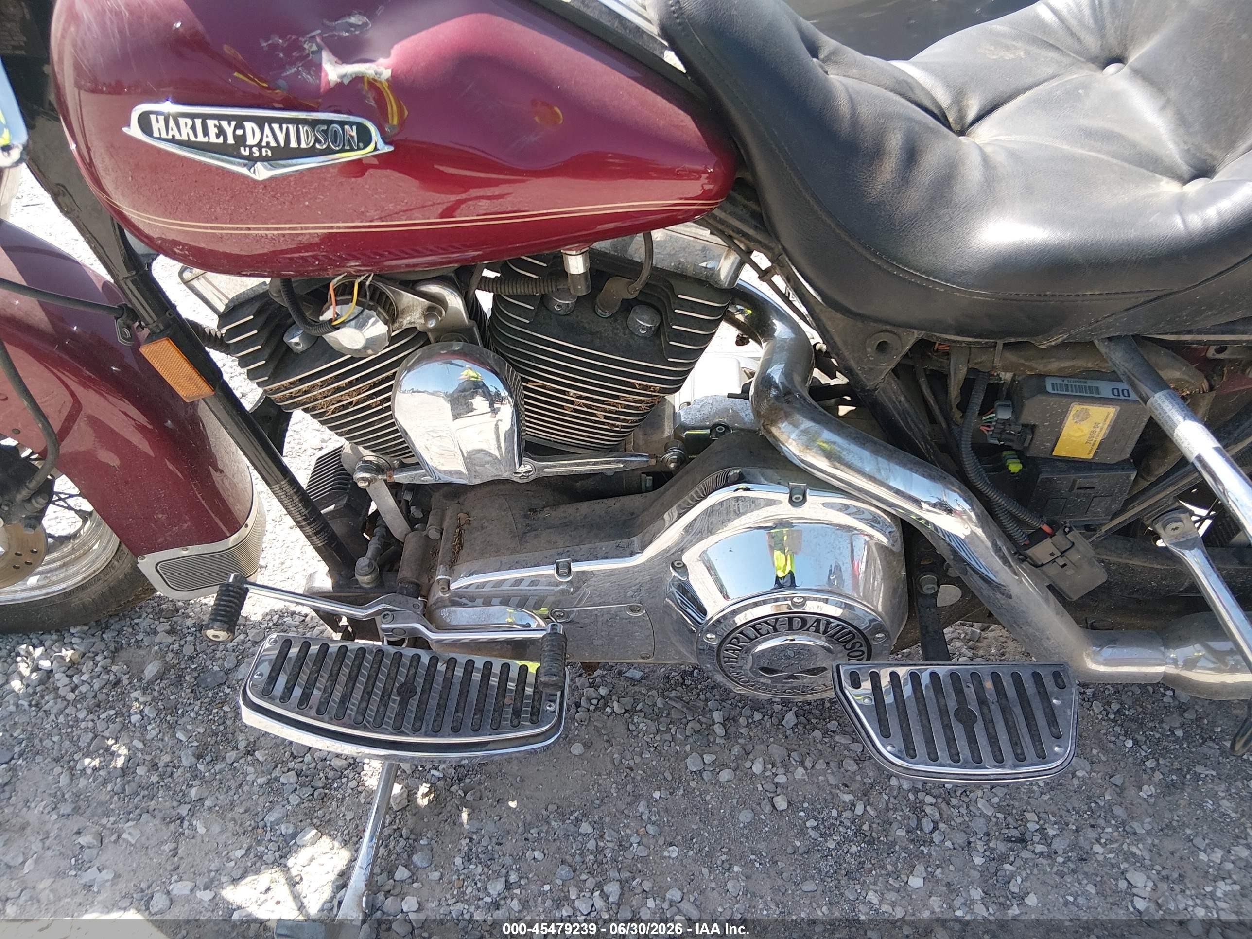 2004 Harley-davidson Flhrci VIN 1HD1FRW114Y737804 IAAI salvage auction — Water/Flood, Salvage (Missouri), sold $250 on 2026-09-08 (photo 9)