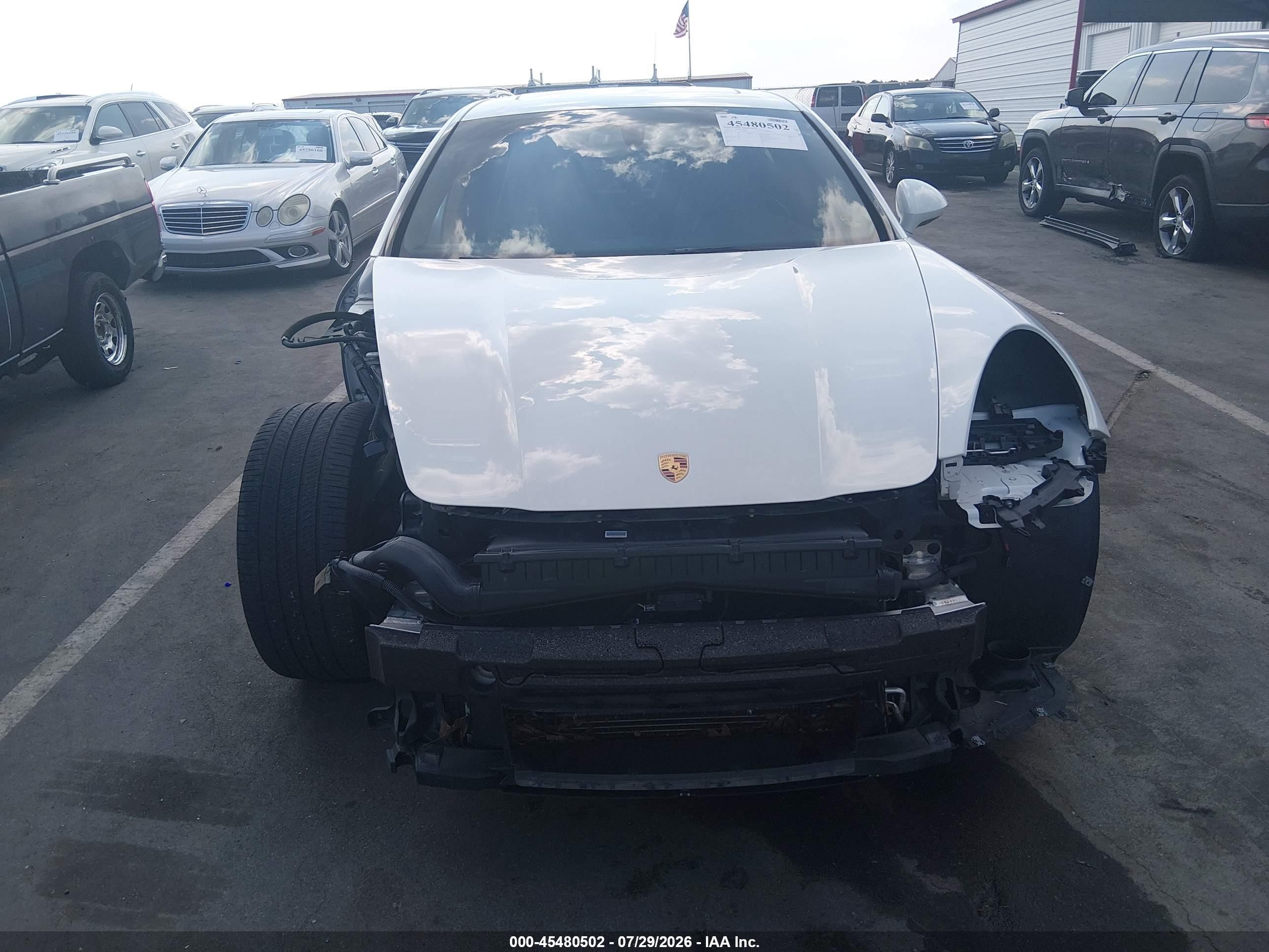 2016 Porsche Panamera VIN WP0AA2A78GL007506 IAAI salvage auction — Front End, Salvage (North Carolina), sold $2,250 on 2026-09-09 (photo 6)