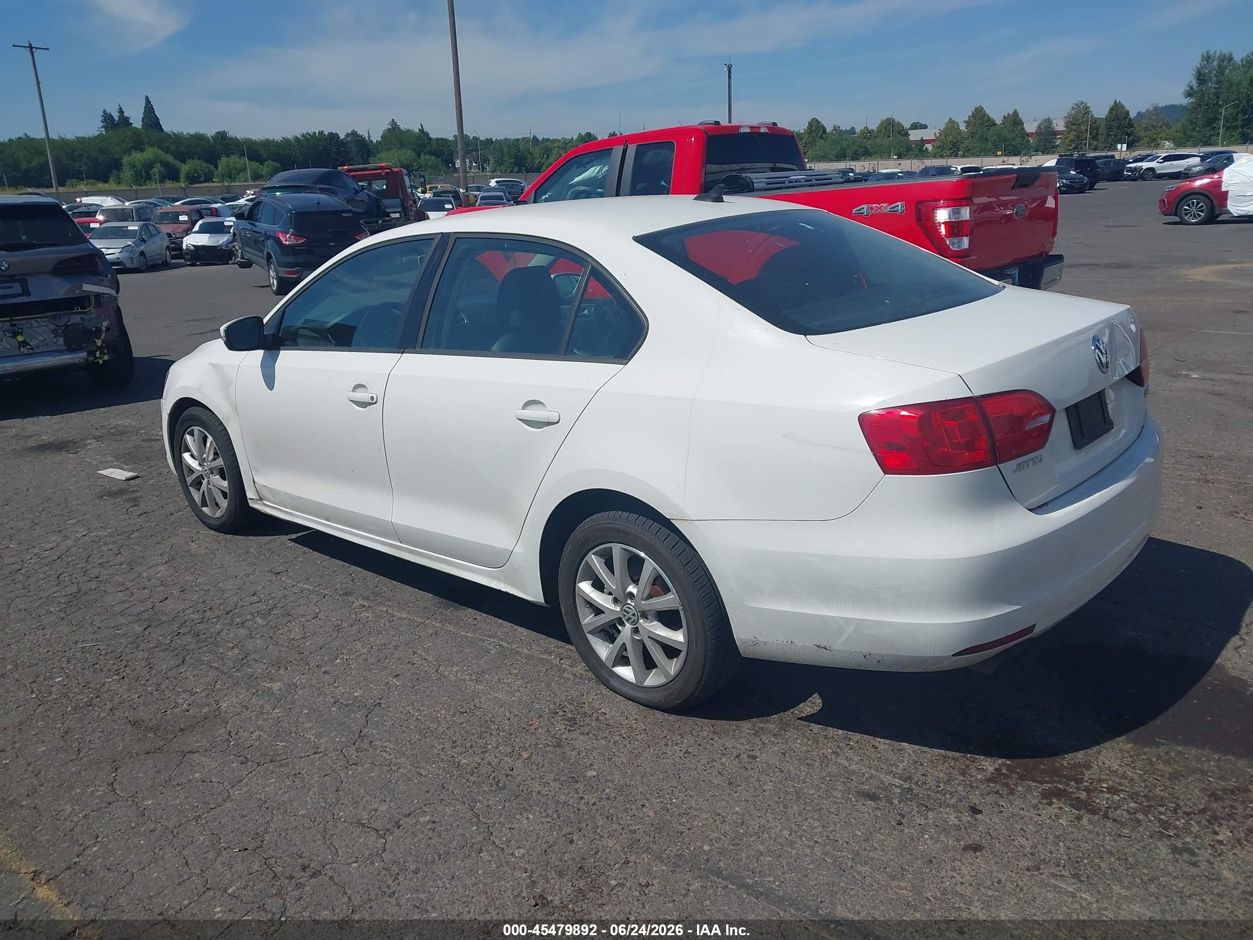2012 Volkswagen Jetta VIN 3VWDP7AJ8CM406510 IAAI salvage auction — Normal Wear, Clear-Dealer Only (Oregon), sold $300 on 2026-07-09 (photo 3)