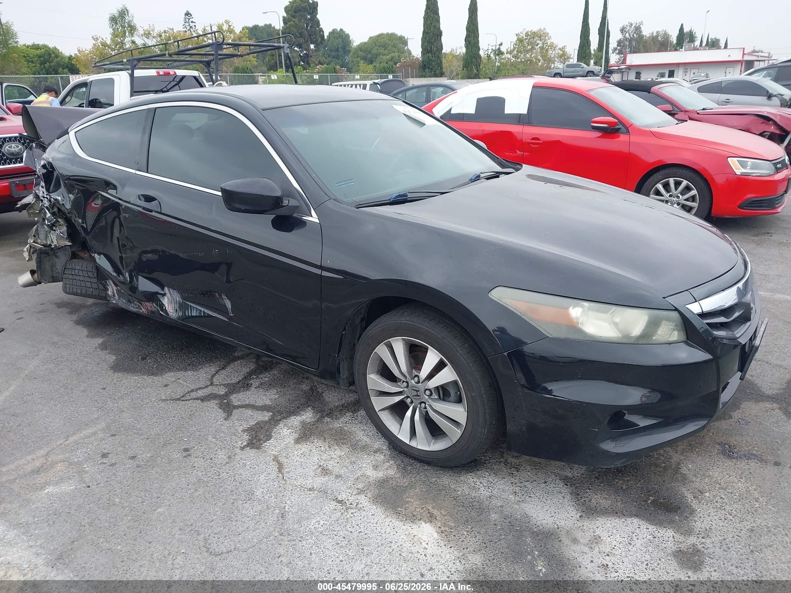2011 Honda Accord VIN 1HGCS1B3XBA006195 IAAI salvage auction — Front & Rear, Salvage (California), sold $550 on 2026-07-09 (photo 1)