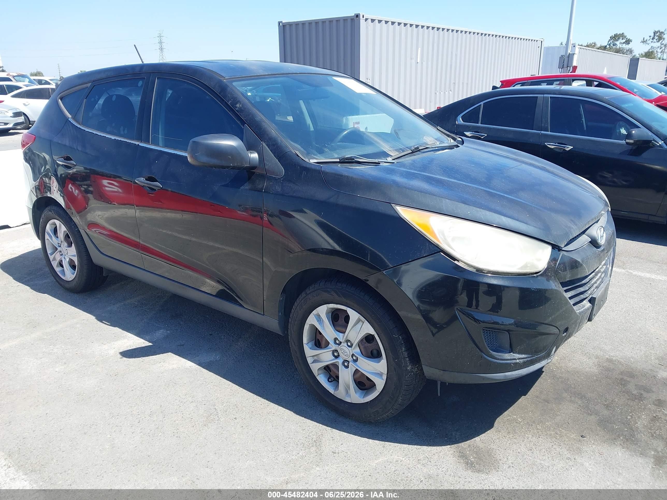 2010 Hyundai Tucson VIN KM8JT3AC7AU099640 IAAI salvage auction — Normal Wear, Clear - Dealer Only (California), sold $525 on 2026-07-09 (photo 1)