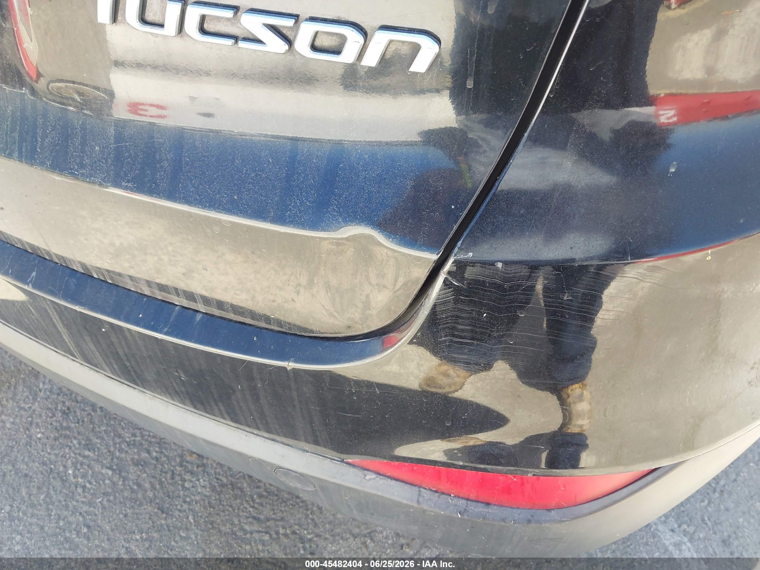 2010 Hyundai Tucson VIN KM8JT3AC7AU099640 IAAI salvage auction — Normal Wear, Clear - Dealer Only (California), sold $525 on 2026-07-09 (photo 6)