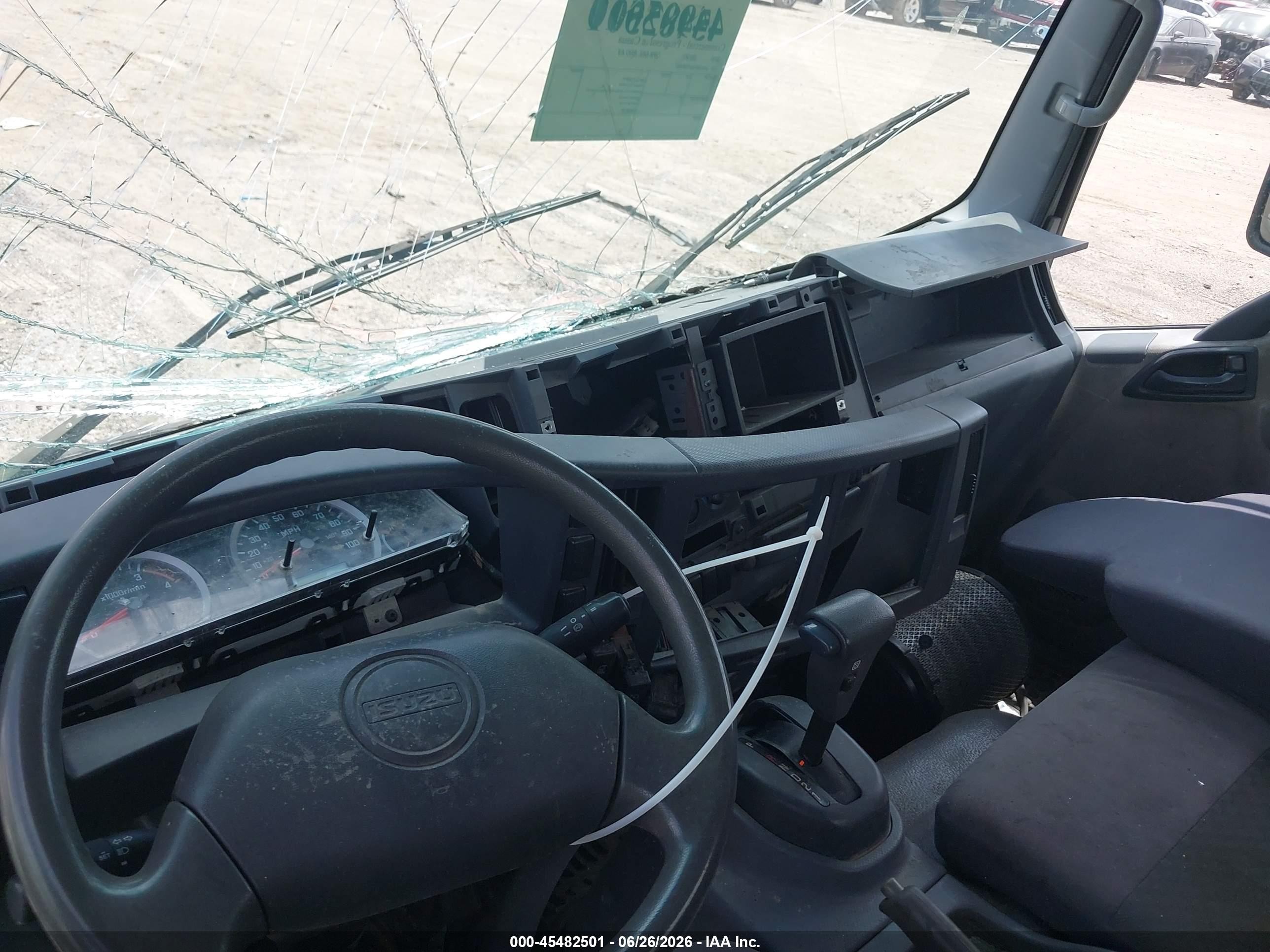 2015 Isuzu NPR VIN JALC4W164F7002260 IAAI salvage auction — Front End, Salvage (Texas), sold $3,900 on 2026-08-10 (photo 6)