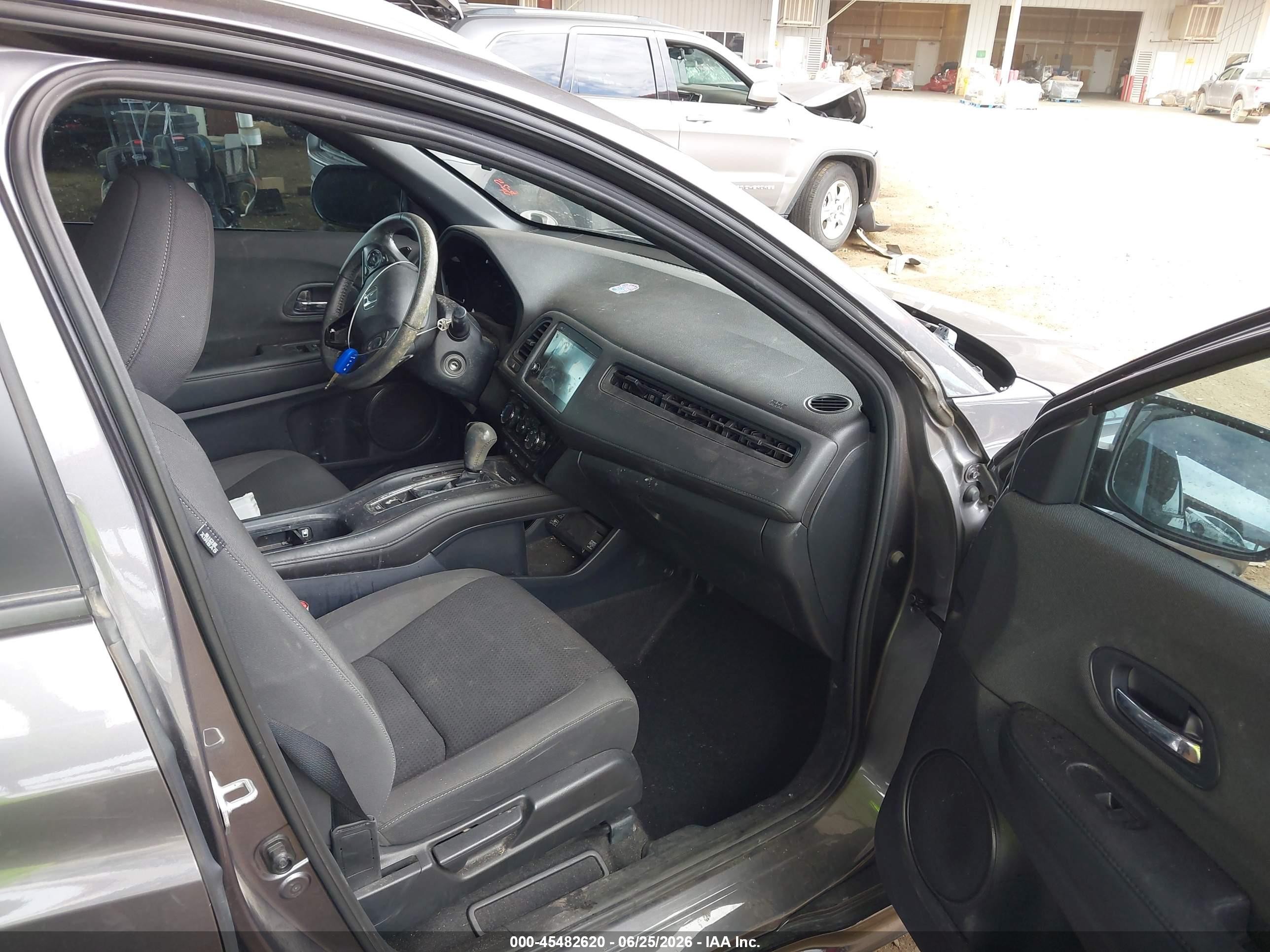 2022 Honda HR-V VIN 3CZRU5H12NM717892 IAAI salvage auction — Front End, Salvage (Arizona), sold $4,850 on 2026-07-12 (photo 5)