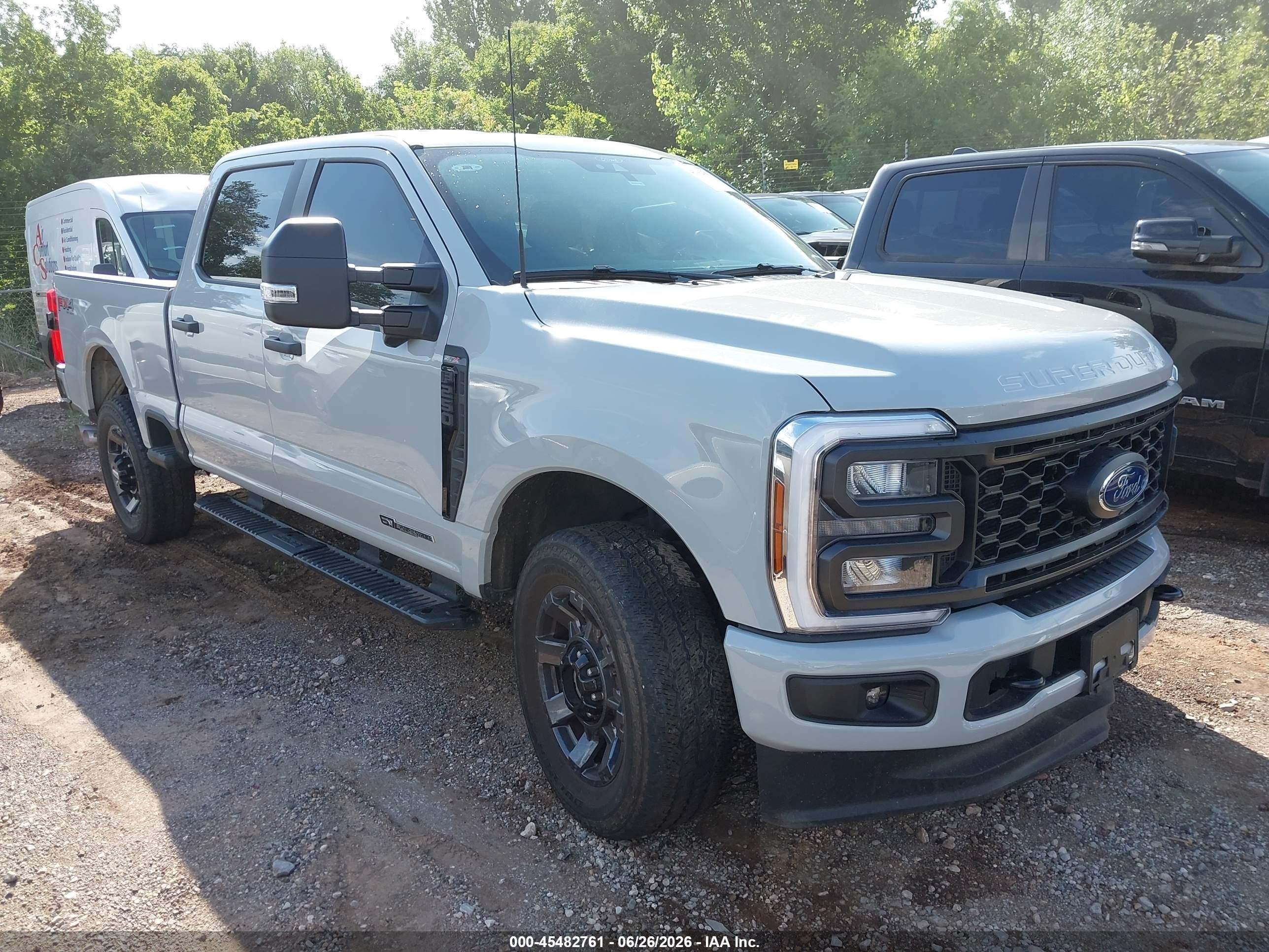 2025 Ford F-250 VIN 1FT8W2BT1SEE05343 — IAAI salvage auction photo