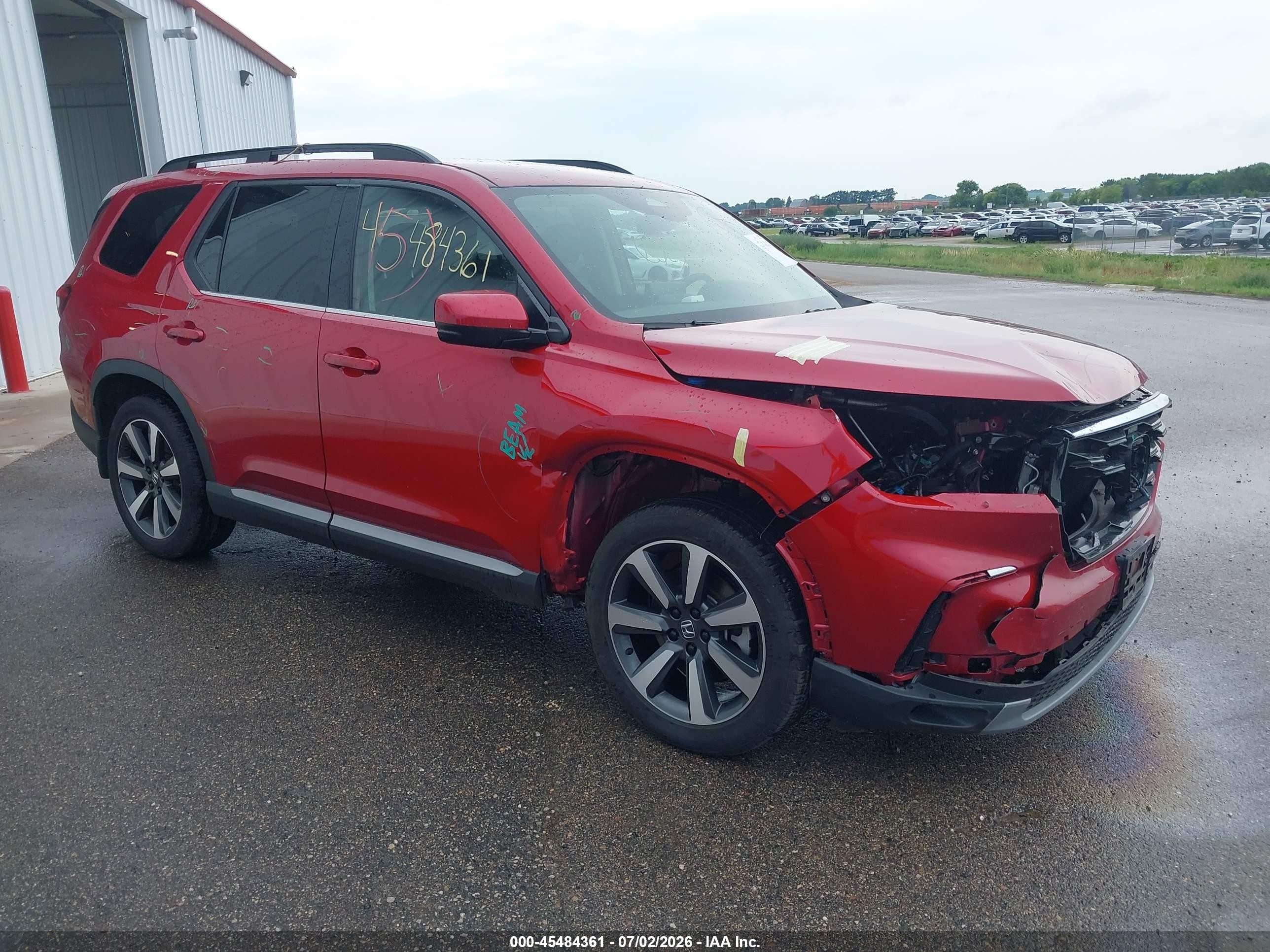 2024 Honda Pilot VIN 5FNYG1H72RB043310 — IAAI salvage auction photo