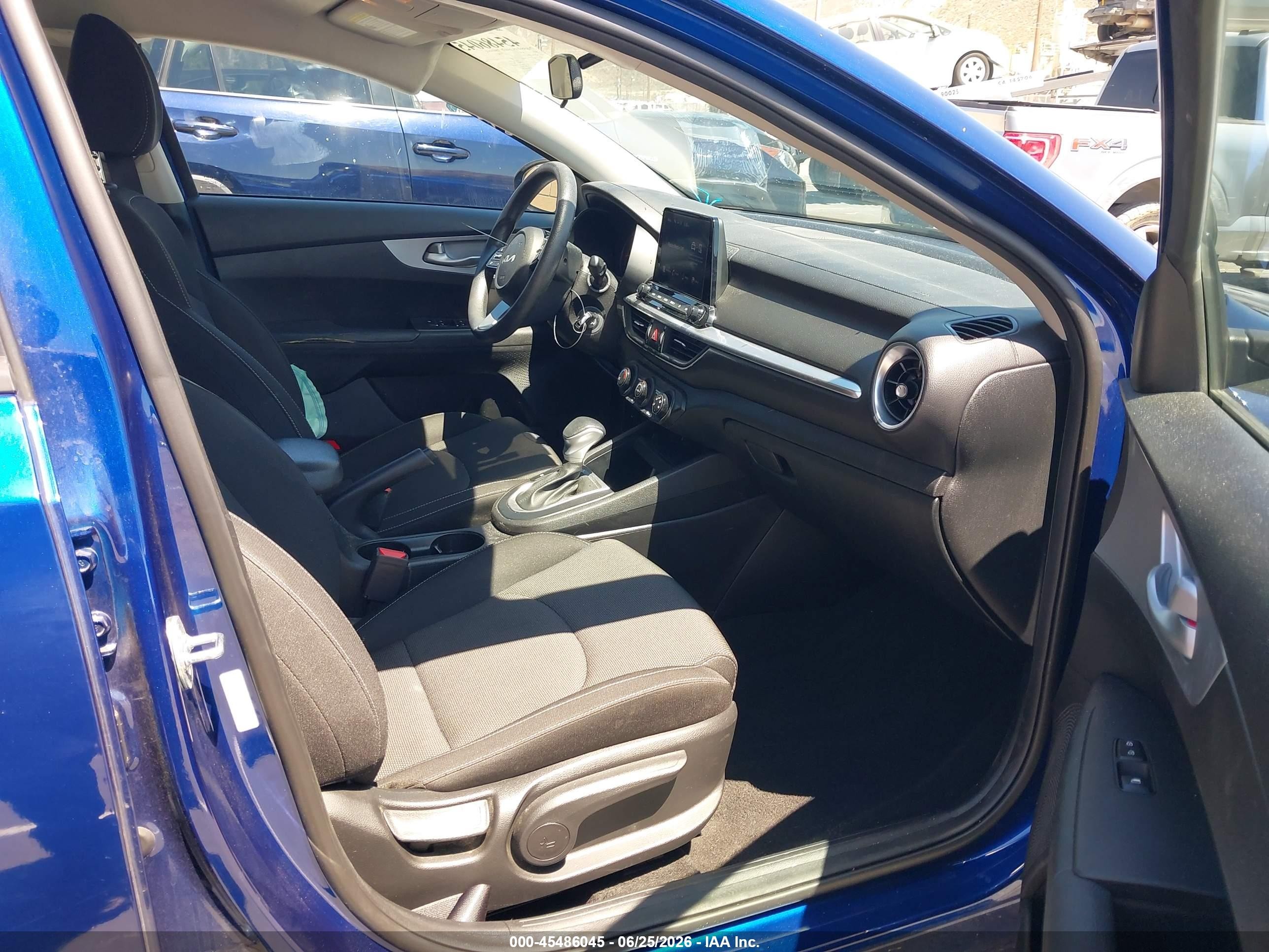 2023 Kia Forte VIN 3KPF24AD7PE571371 IAAI salvage auction — Unknown, Salvage (California), sold $3,050 on 2026-07-12 (photo 5)