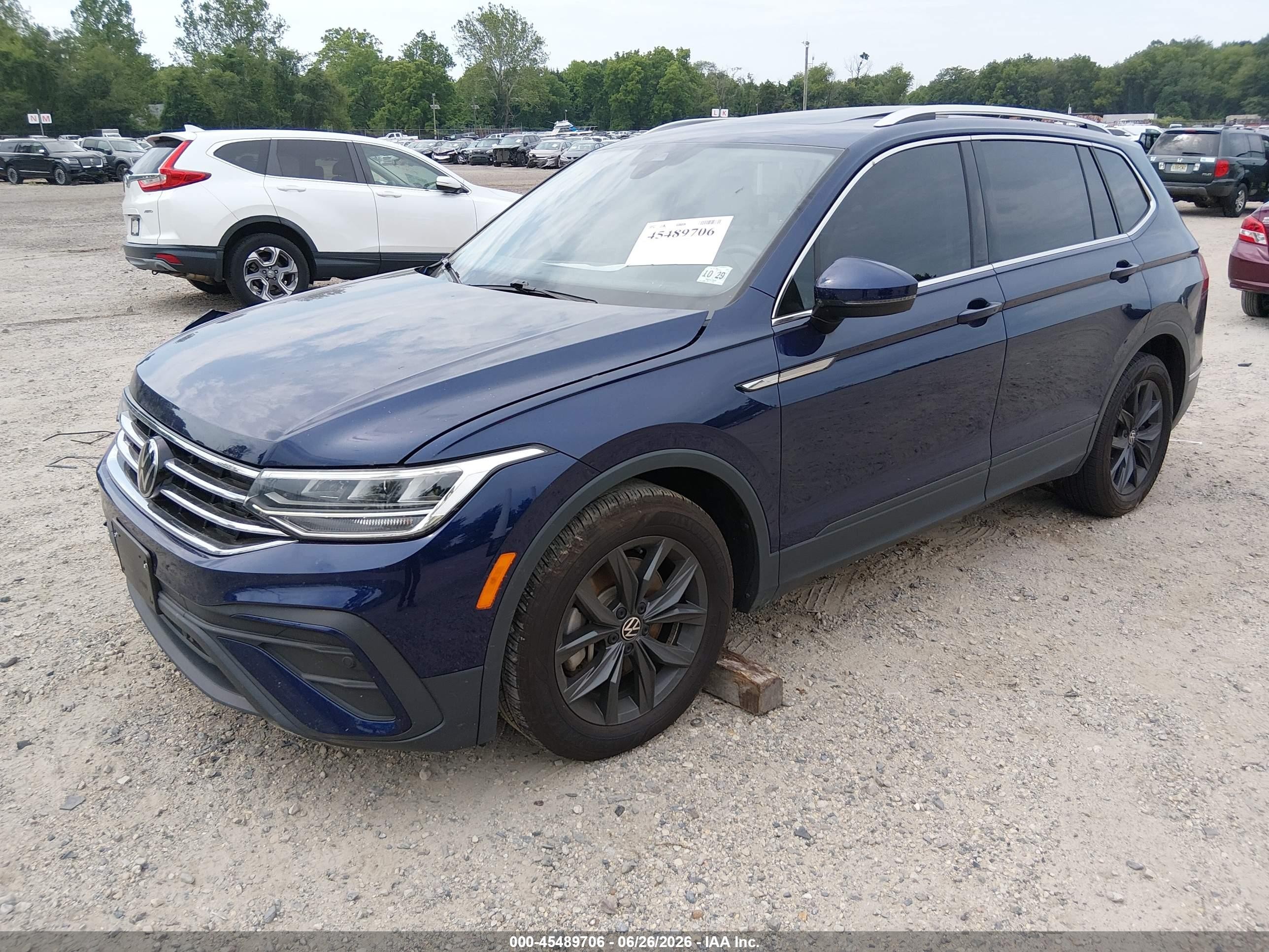 2024 Volkswagen Tiguan VIN 3VVMB7AX4RM168302 IAAI salvage auction — Unknown, Salvage (New Jersey), sold $5,800 on 2026-09-13 (photo 2)
