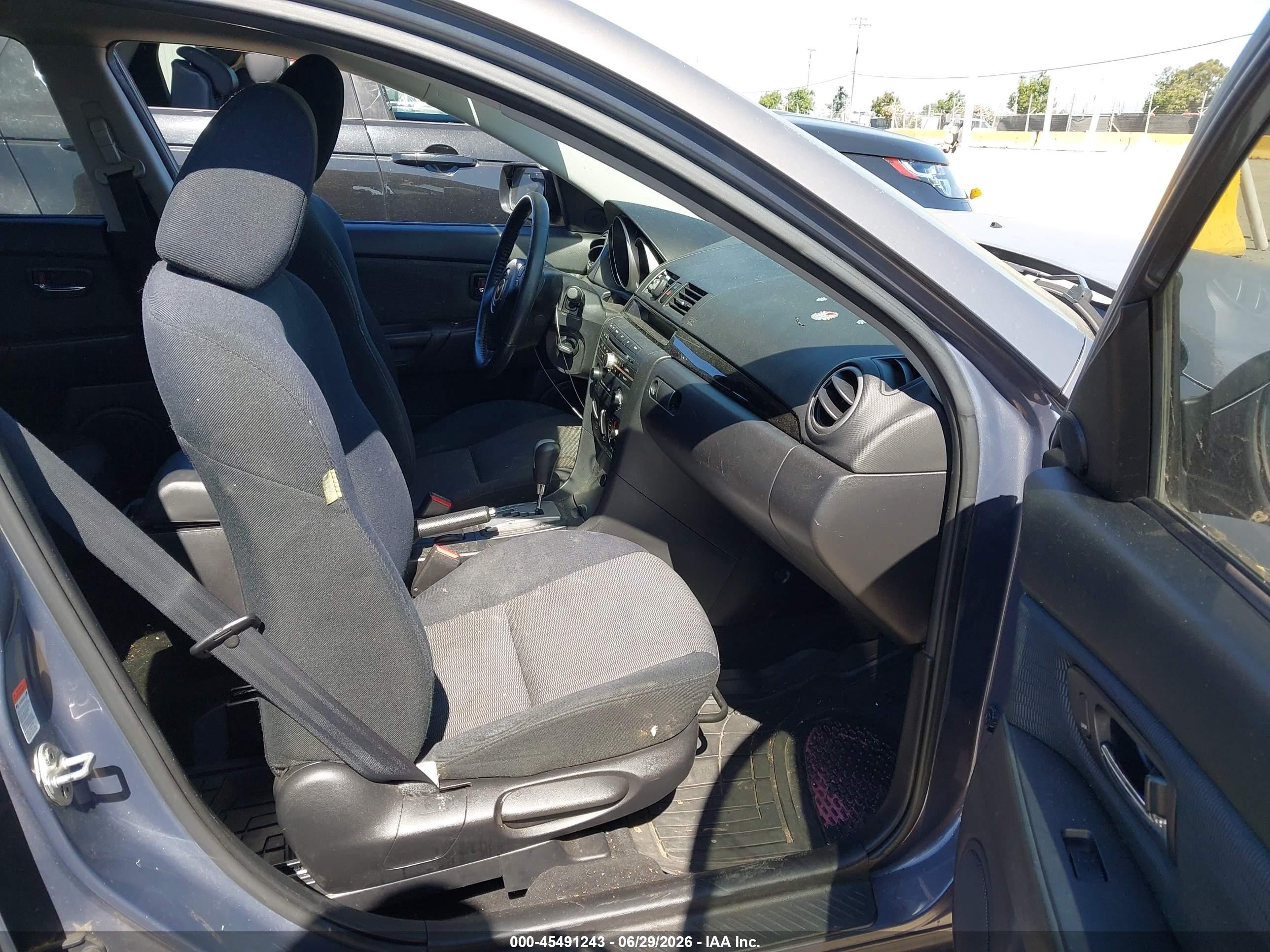 2008 Mazda 3 VIN JM1BK32G181164281 IAAI salvage auction — Normal Wear, Clear - Dealer Only (California), sold $450 on 2026-07-09 (photo 5)
