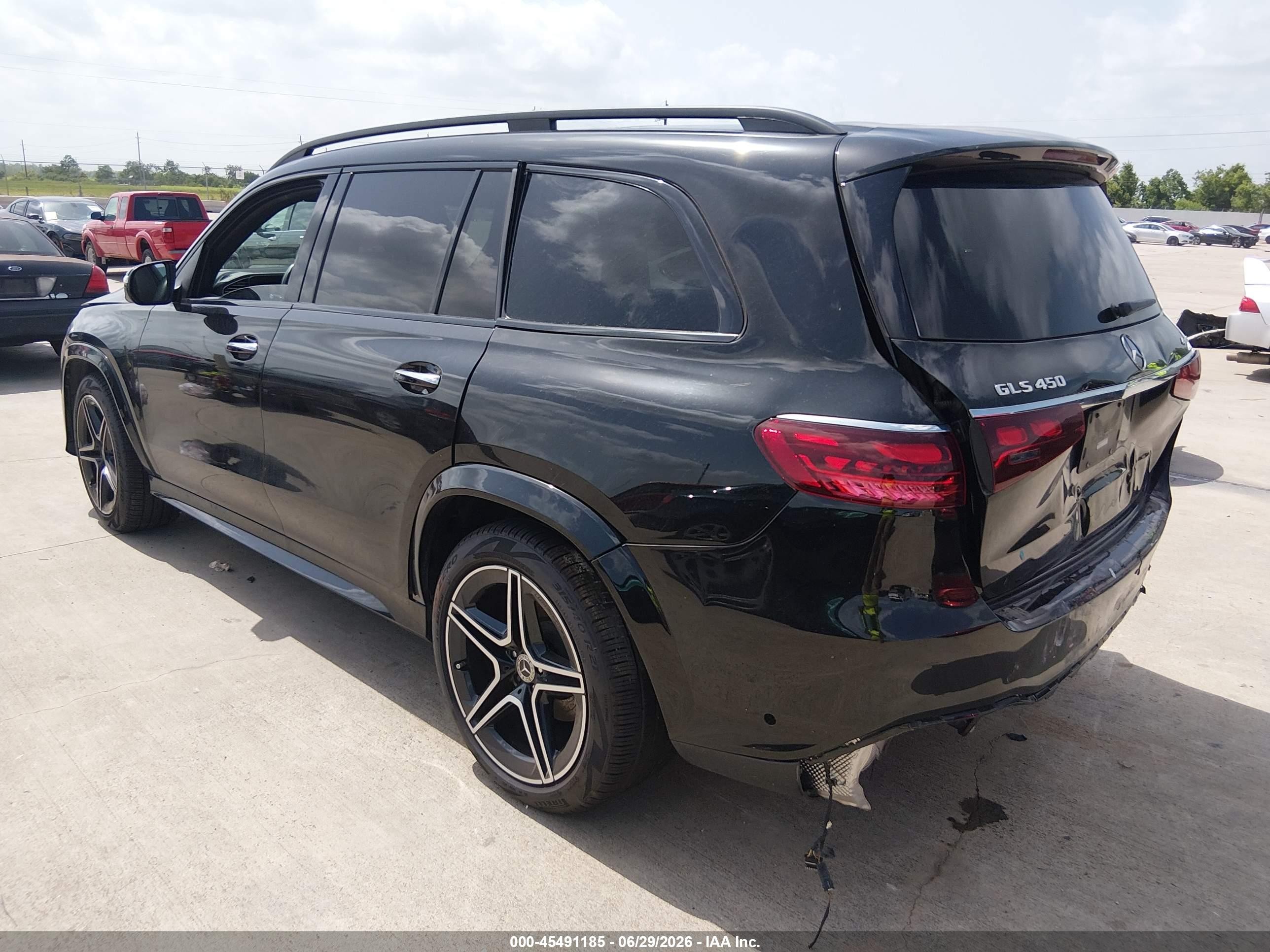 2024 Mercedes-Benz GLS-Class VIN 4JGFF5KE9RB171339 IAAI salvage auction — Front End, Salvage (Texas), sold $29,250 on 2026-08-23 (photo 3)