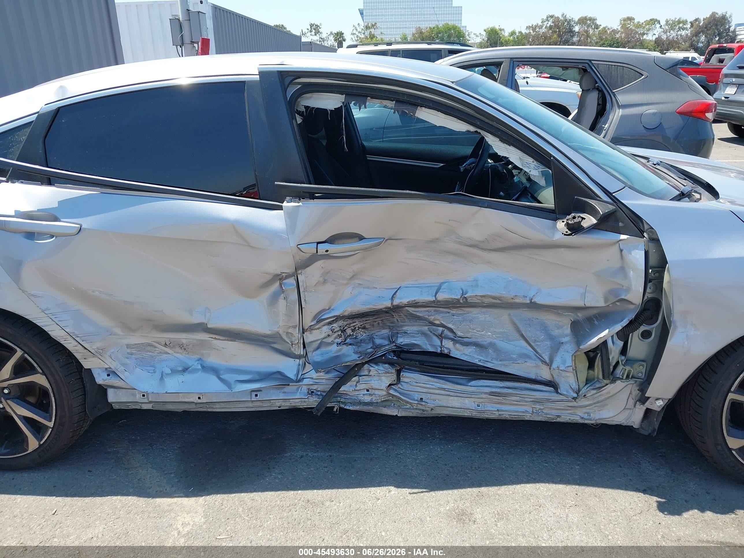 2019 Honda Civic VIN 2HGFC2F87KH527754 IAAI salvage auction — Normal Wear, Salvage (California), sold $4,000 on 2026-07-09 (photo 6)