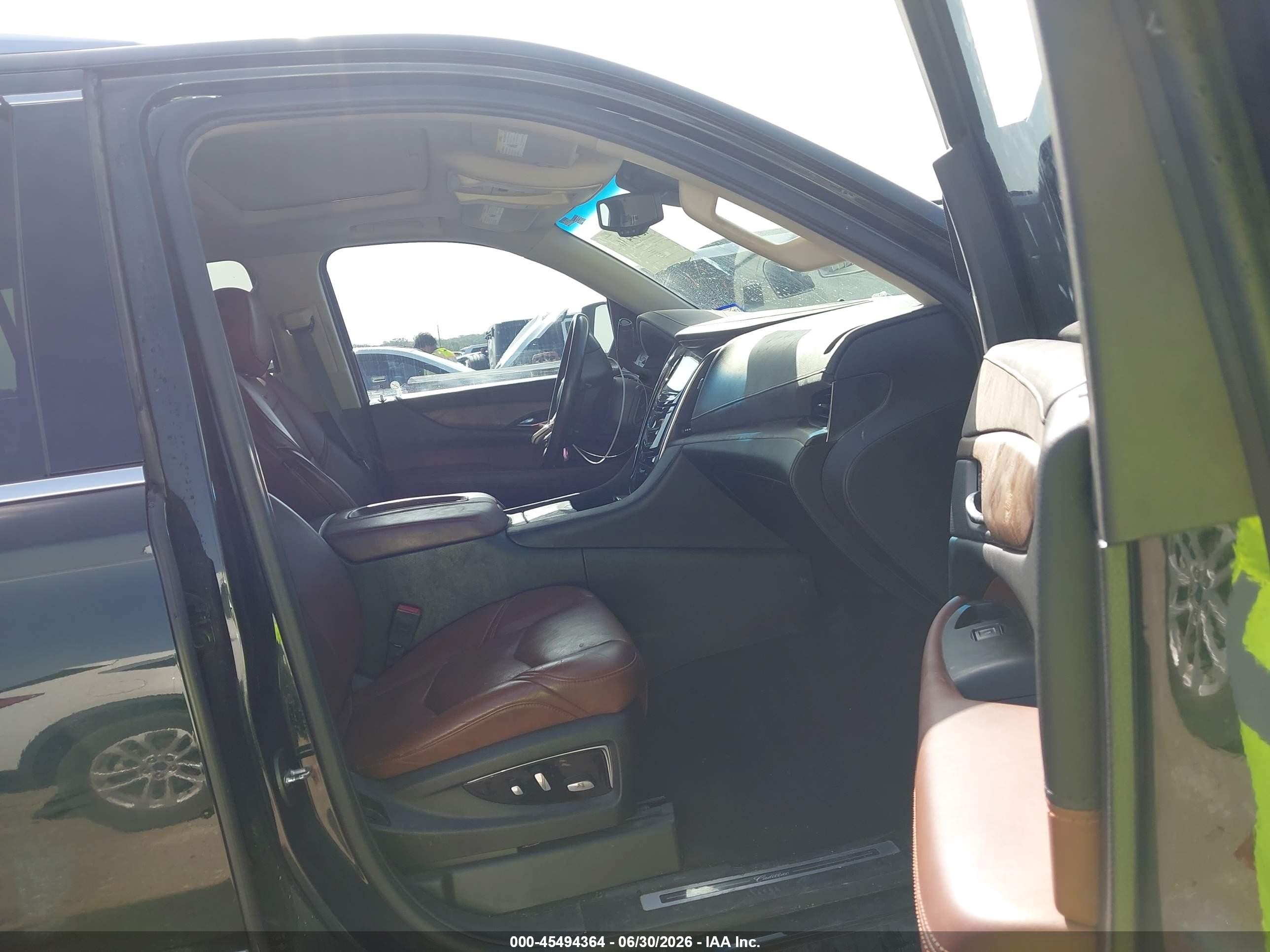2016 Cadillac Escalade VIN 1GYS3HKJ1GR278927 IAAI salvage auction — Front End, Original (Texas), sold $4,850 on 2026-09-08 (photo 5)
