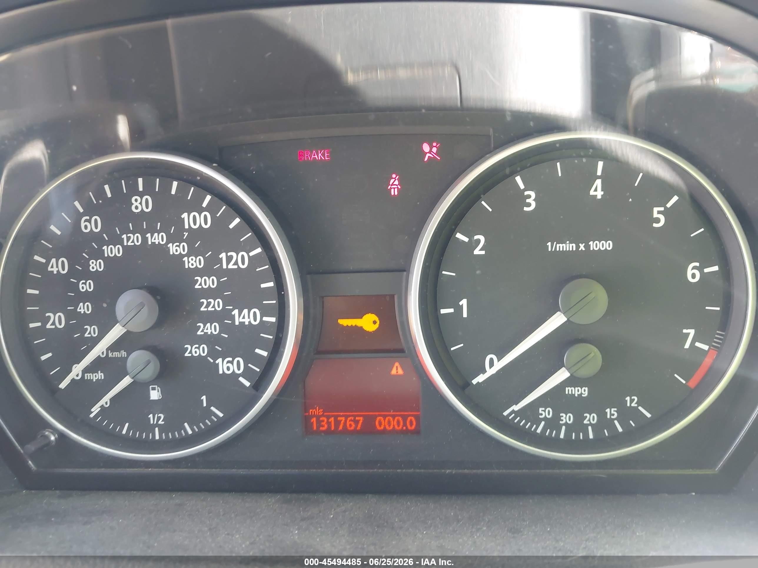 2007 BMW 3 Series VIN WBAVC93597KX55698 IAAI salvage auction — Normal Wear, Clear - Dealer Only (California), sold $375 on 2026-07-02 (photo 7)