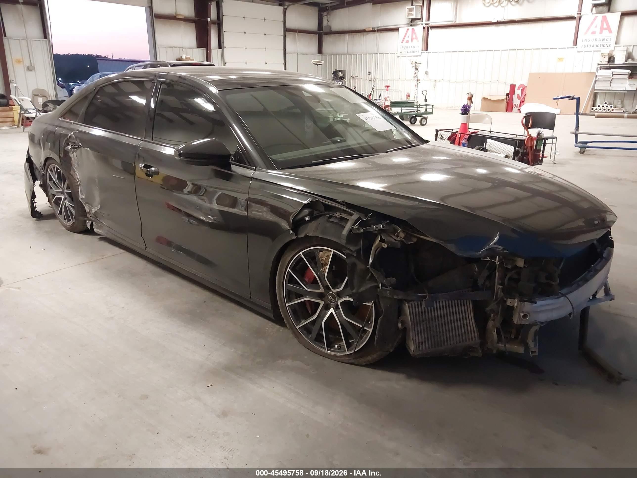 2020 Audi S8 VIN WAU8SAF81LN014252 — IAAI salvage auction photo