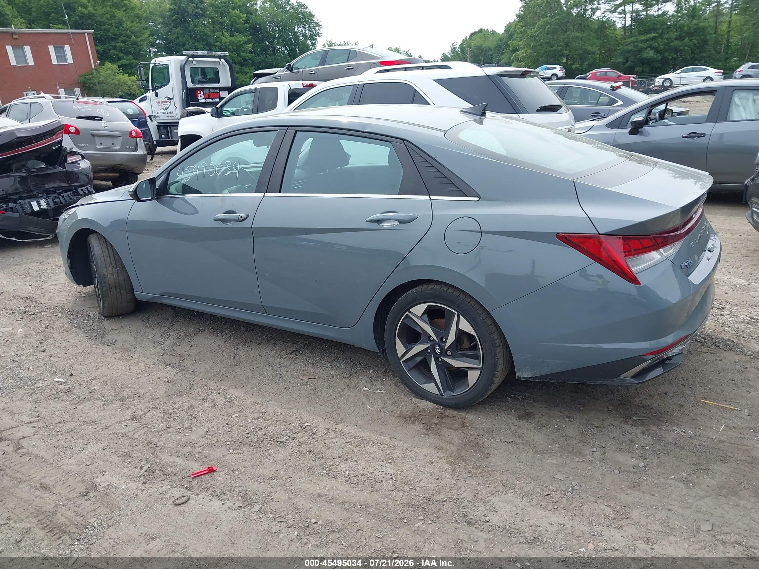 2021 Hyundai Elantra VIN KMHLN4AG8MU130507 IAAI salvage auction — Rear End, Salvage (Massachusetts), sold $2,550 on 2026-09-11 (photo 3)