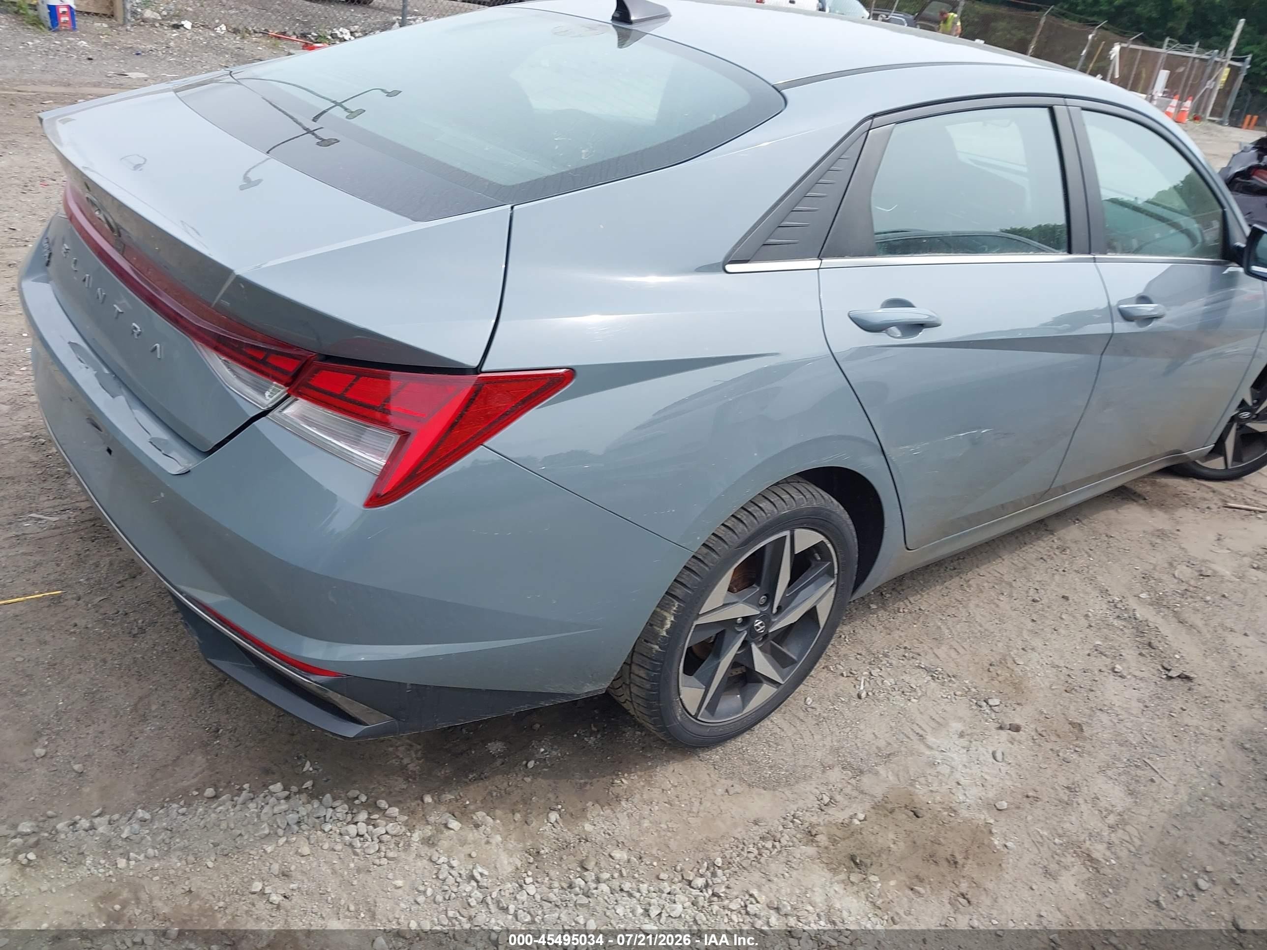 2021 Hyundai Elantra VIN KMHLN4AG8MU130507 IAAI salvage auction — Rear End, Salvage (Massachusetts), sold $2,550 on 2026-09-11 (photo 4)