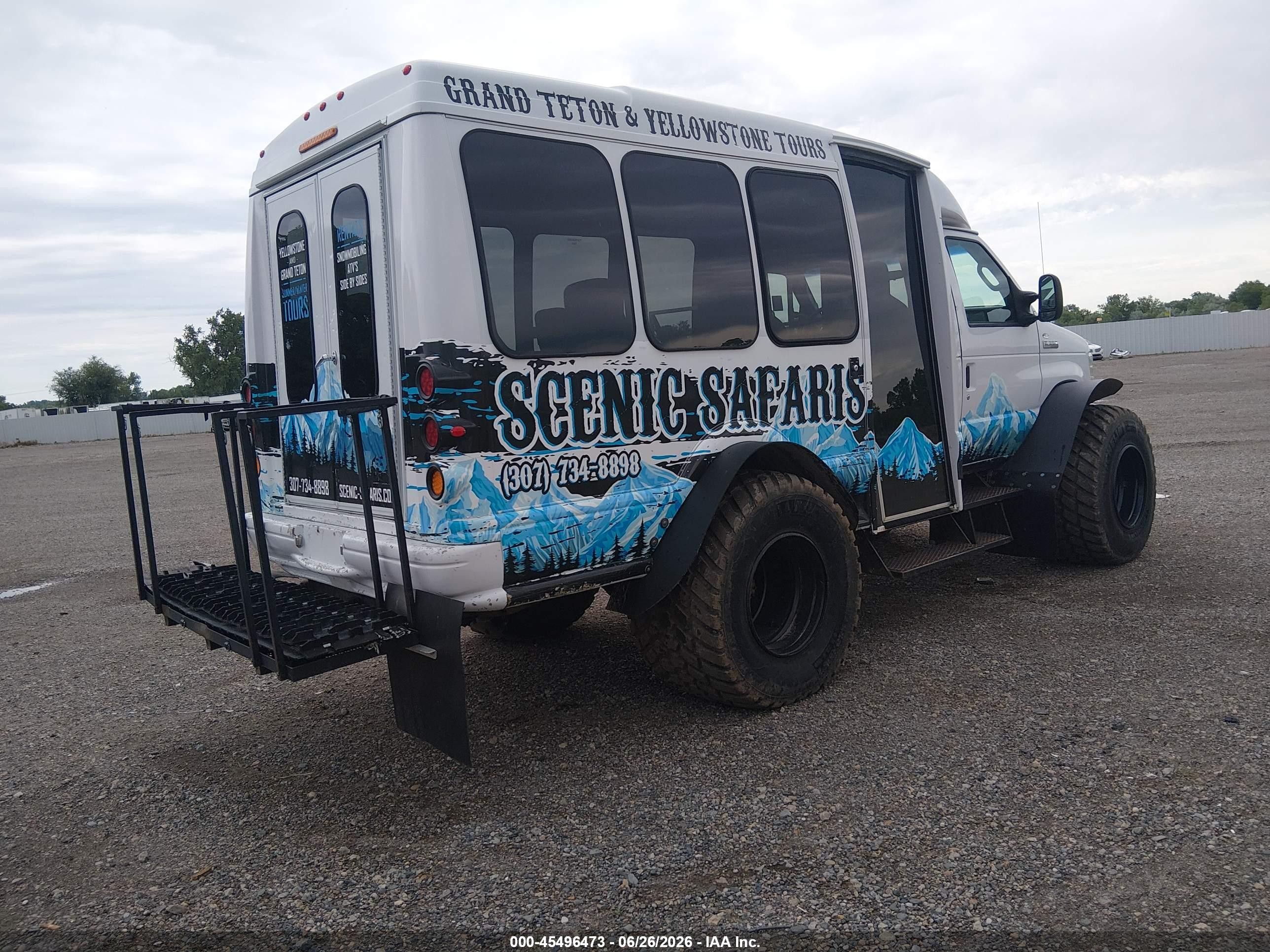 2013 Ford E-350 VIN 1FDWE3FSXDDB27547 IAAI salvage auction — Unknown, Clear (Montana), sold $40,000 on 2026-08-01 (photo 4)
