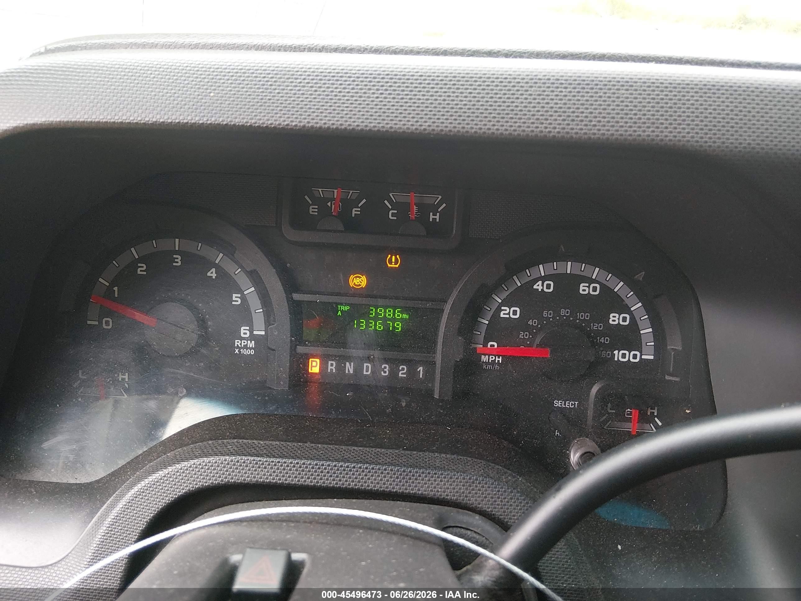 2013 Ford E-350 VIN 1FDWE3FSXDDB27547 IAAI salvage auction — Unknown, Clear (Montana), sold $40,000 on 2026-08-01 (photo 5)