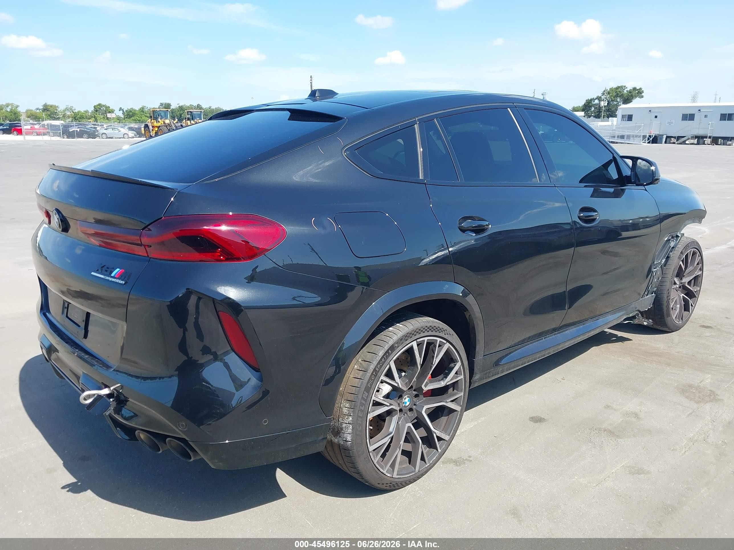 2024 BMW X6 m VIN 5YM23ET04R9U40182 IAAI salvage auction — Front End, Rebuildable (Florida), sold $53,950 on 2026-08-03 (photo 4)