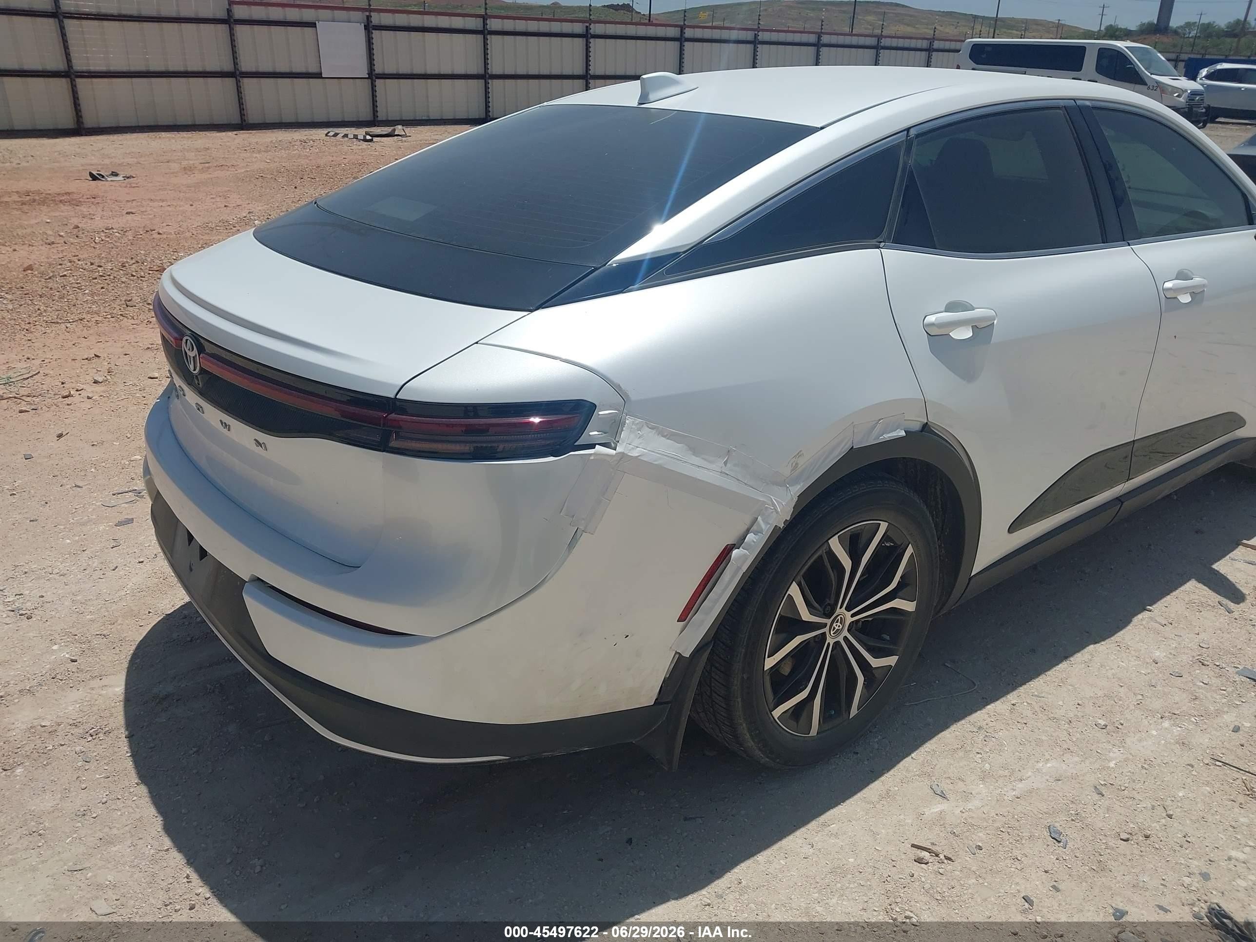 2024 Toyota Crown VIN JTDAAAAF9R3027591 IAAI salvage auction — Rear End, Original (Texas), sold $21,400 on 2026-09-16 (photo 6)