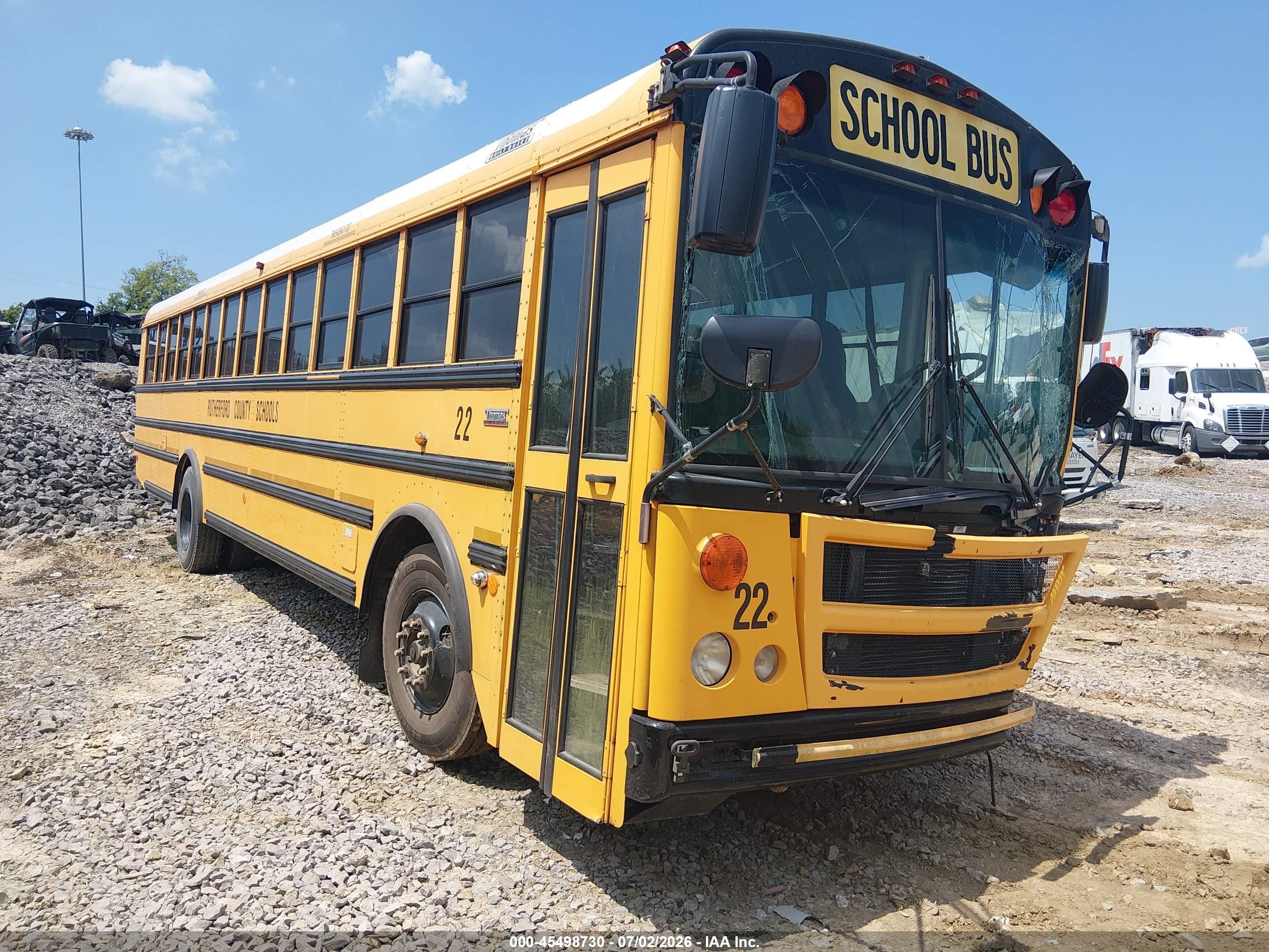 2015 Thomas School Bus VIN 1T88U9E25F1276648 IAAI salvage auction — Front End, Salvage (Tennessee), sold $1,200 on 2026-09-09 (photo 1)