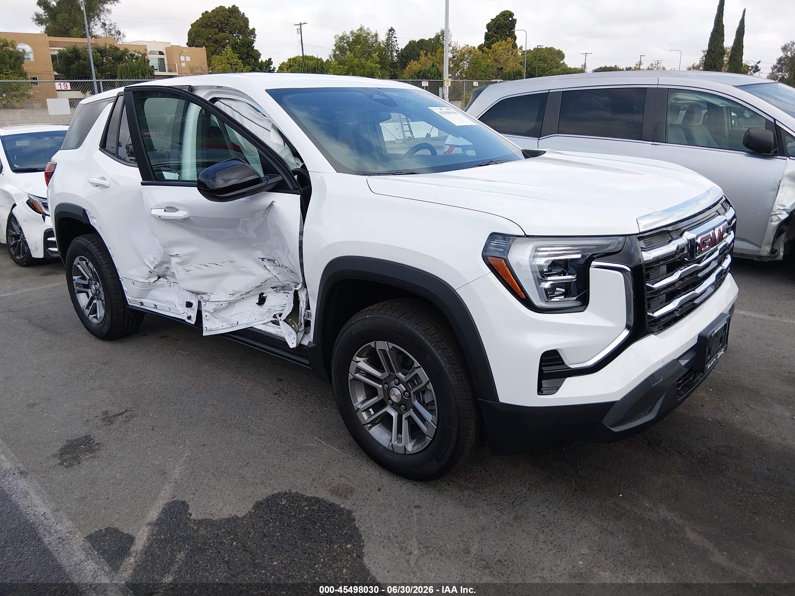 2026 Gmc Terrain VIN 3GKALMEG9TL465879 IAAI salvage auction — Side, Salvage (California), sold $6,500 on 2026-09-03 (photo 1)