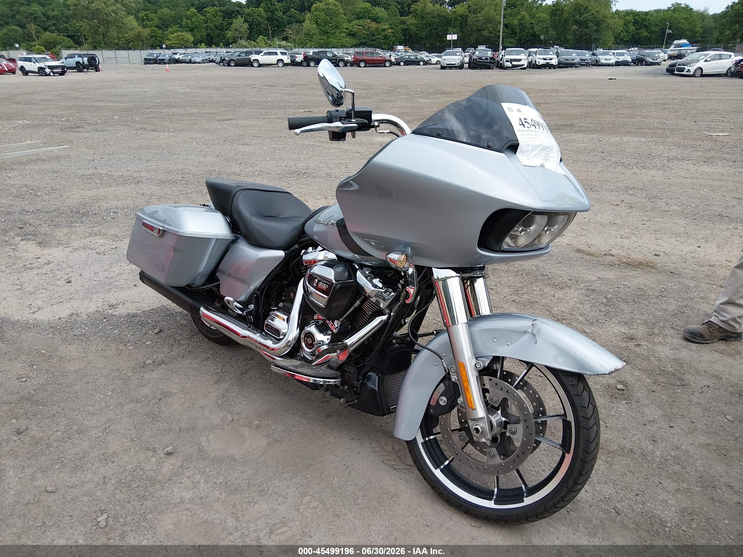 2020 Harley-Davidson FLTRX VIN 1HD1KHC10LB603930 — IAAI salvage auction photo