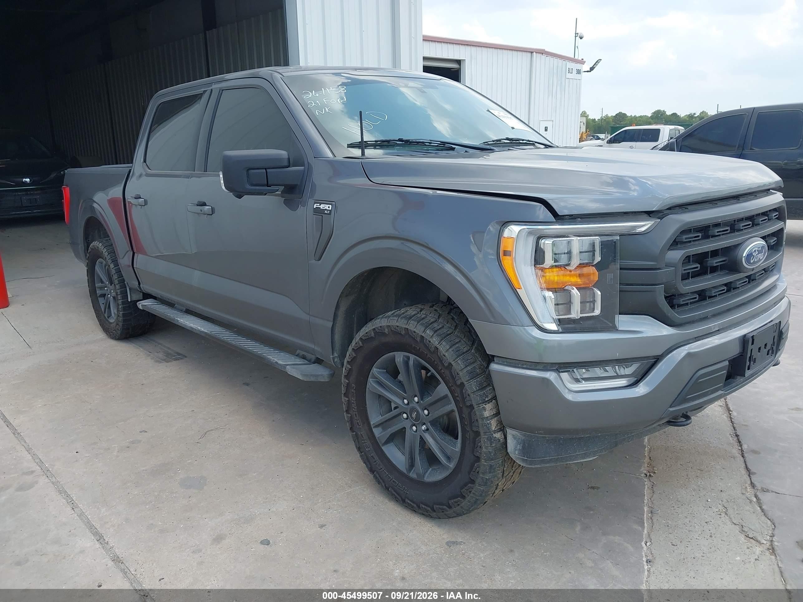 2023 Ford F-150 VIN 1FTFW1E82PKG18688 — IAAI salvage auction photo