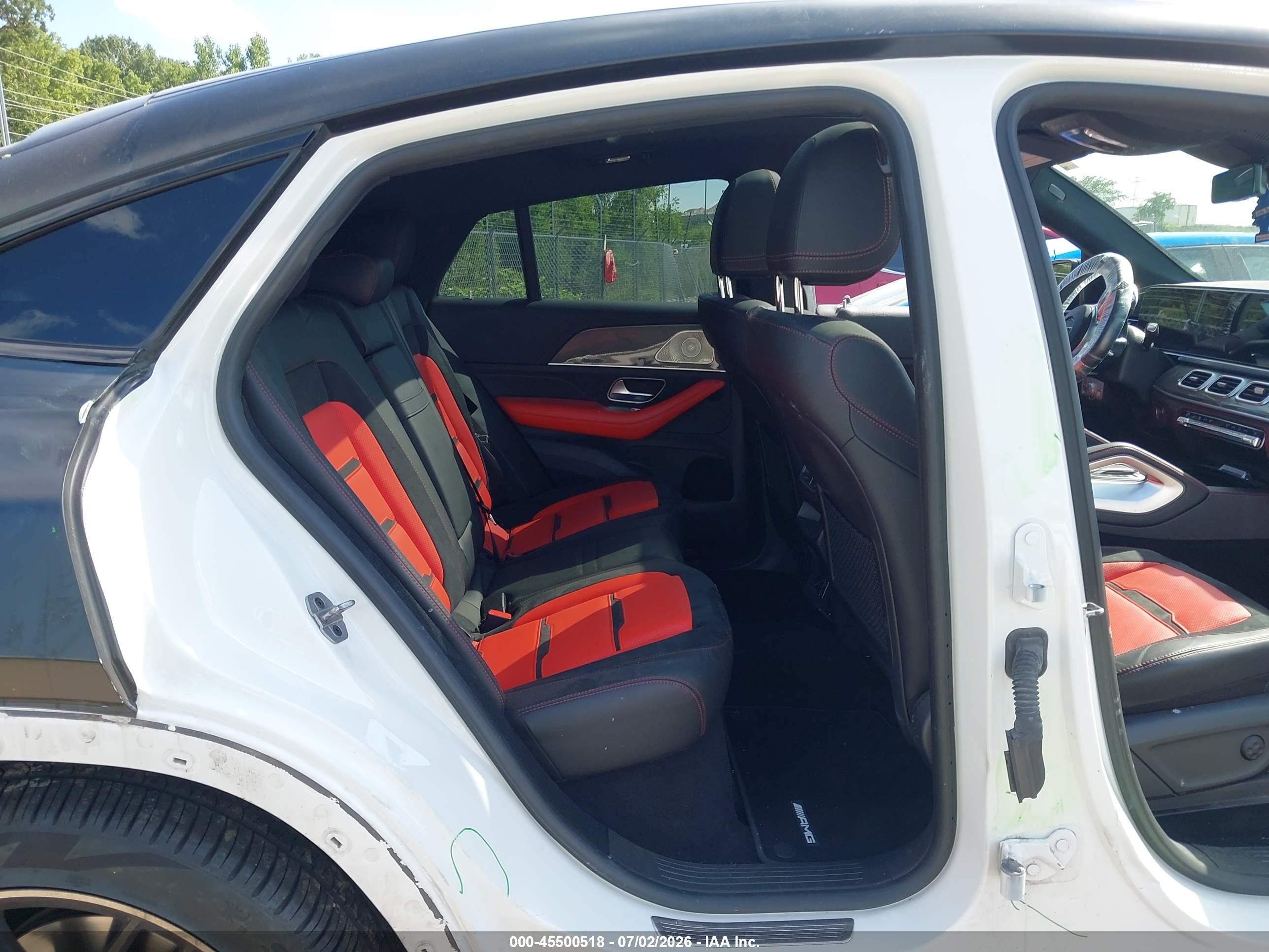 2022 Mercedes-benz Amg gle coupe VIN 4JGFD6BBXNA792218 IAAI salvage auction — Side, Salvage (Illinois), sold $29,100 on 2026-08-17 (photo 8)