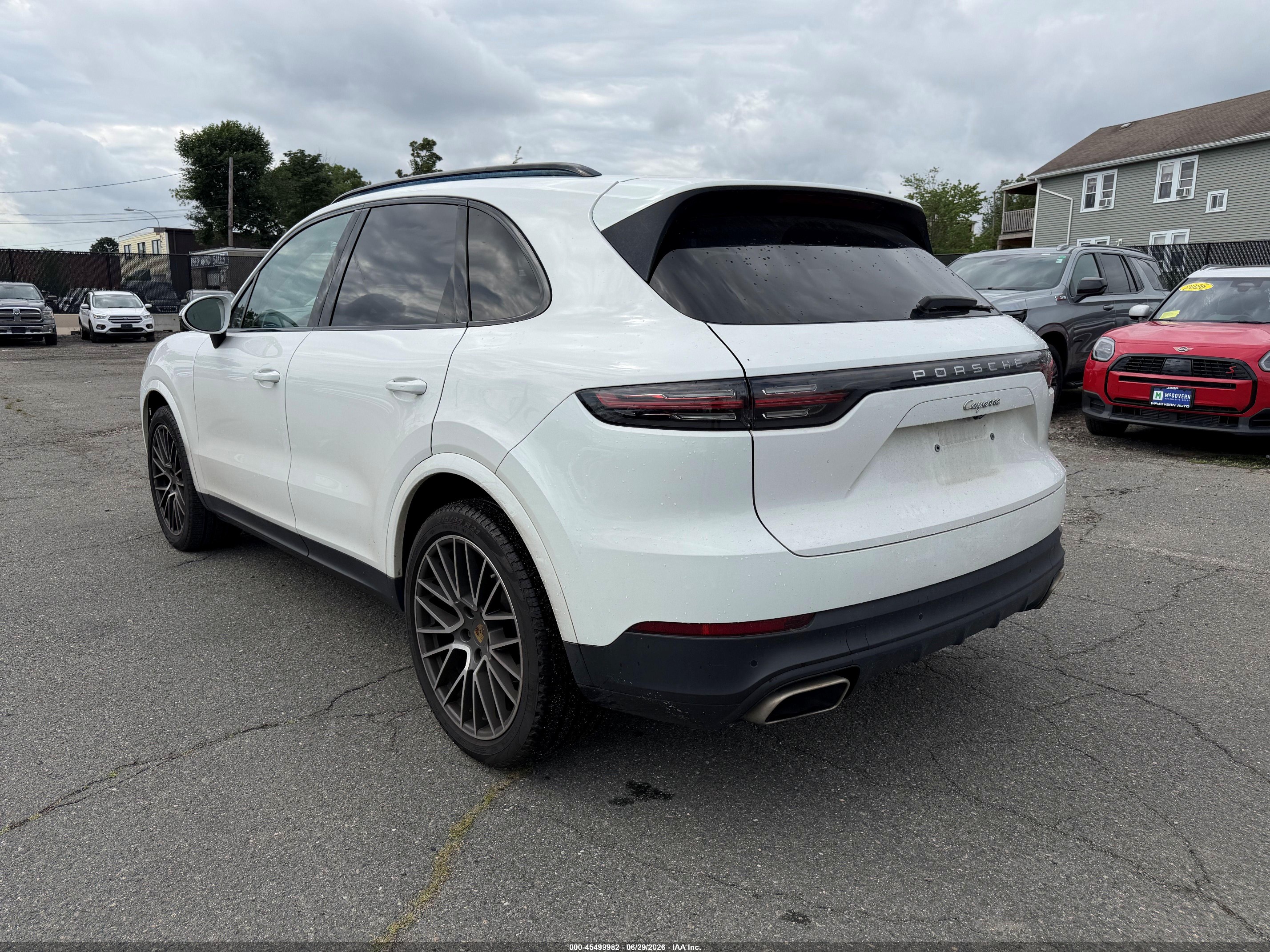 2020 Porsche Cayenne VIN WP1AA2AY1LDA03762 IAAI salvage auction — Normal Wear, Clear (New Jersey), sold $12,500 on 2026-07-01 (photo 3)