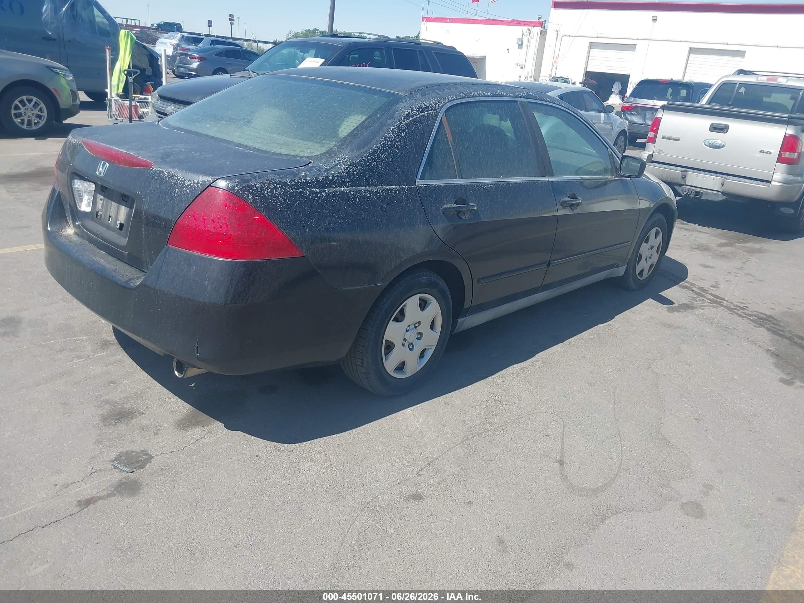 2006 Honda Accord VIN 1HGCM55416A059461 IAAI salvage auction — Normal Wear, Clear (Utah), sold $300 on 2026-07-02 (photo 4)