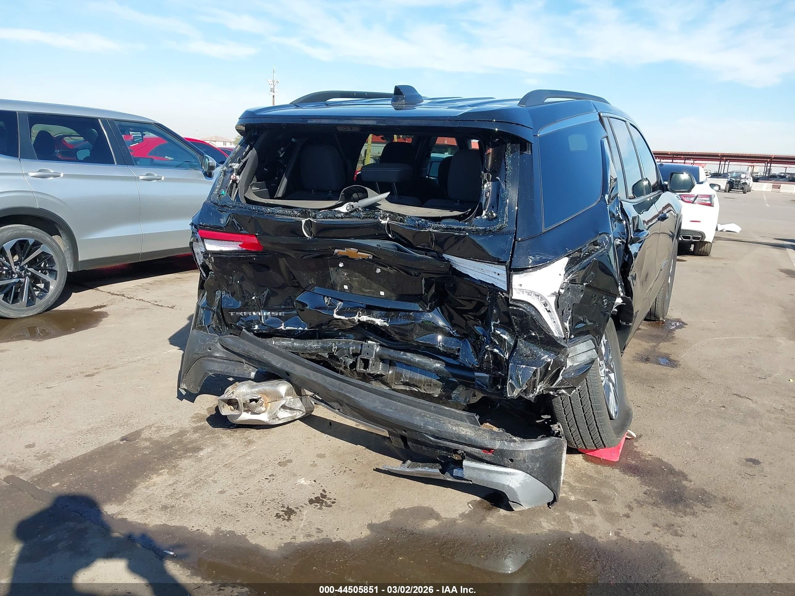 2026 Chevrolet Traverse VIN 1GNERGKS8TJ211679 IAAI salvage auction — Rear End, Salvage (Arizona), sold $4,650 on 2026-06-30 (photo 6)