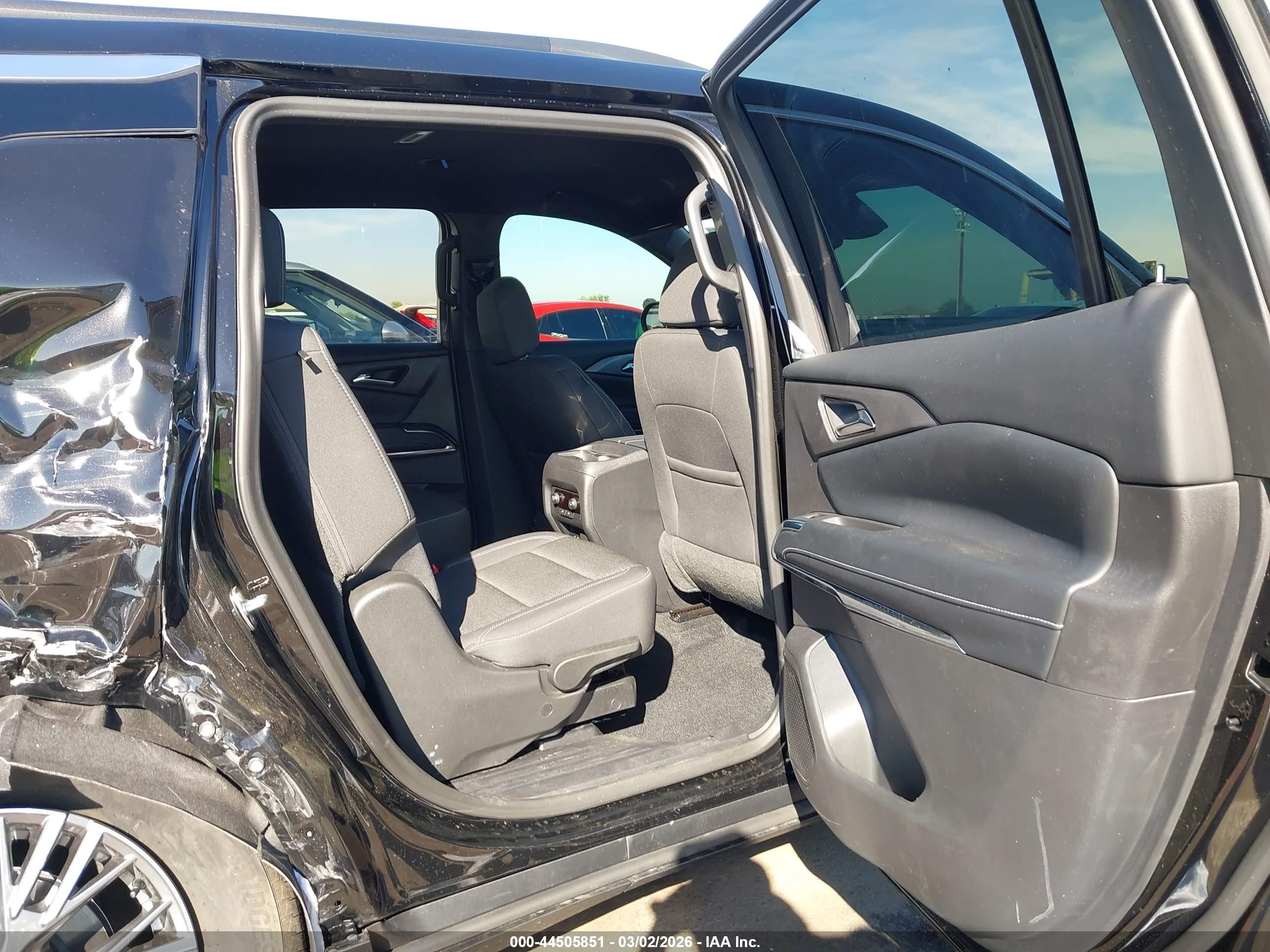 2026 Chevrolet Traverse VIN 1GNERGKS8TJ211679 IAAI salvage auction — Rear End, Salvage (Arizona), sold $4,650 on 2026-06-30 (photo 8)