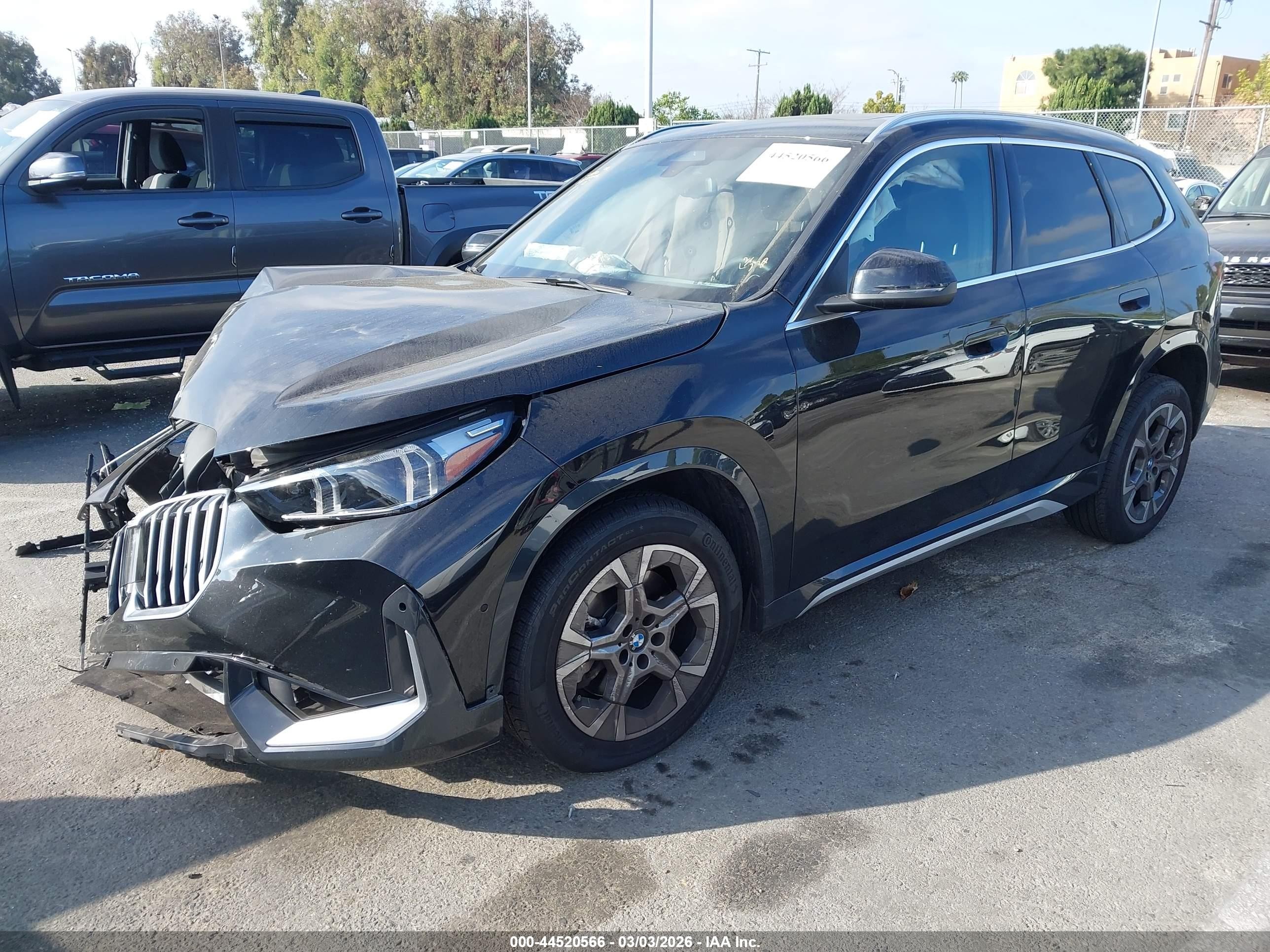 2025 BMW X1 VIN WBX73EF0XS5044929 IAAI salvage auction — Unknown, Salvage (California), sold $7,250 on 2026-07-02 (photo 2)