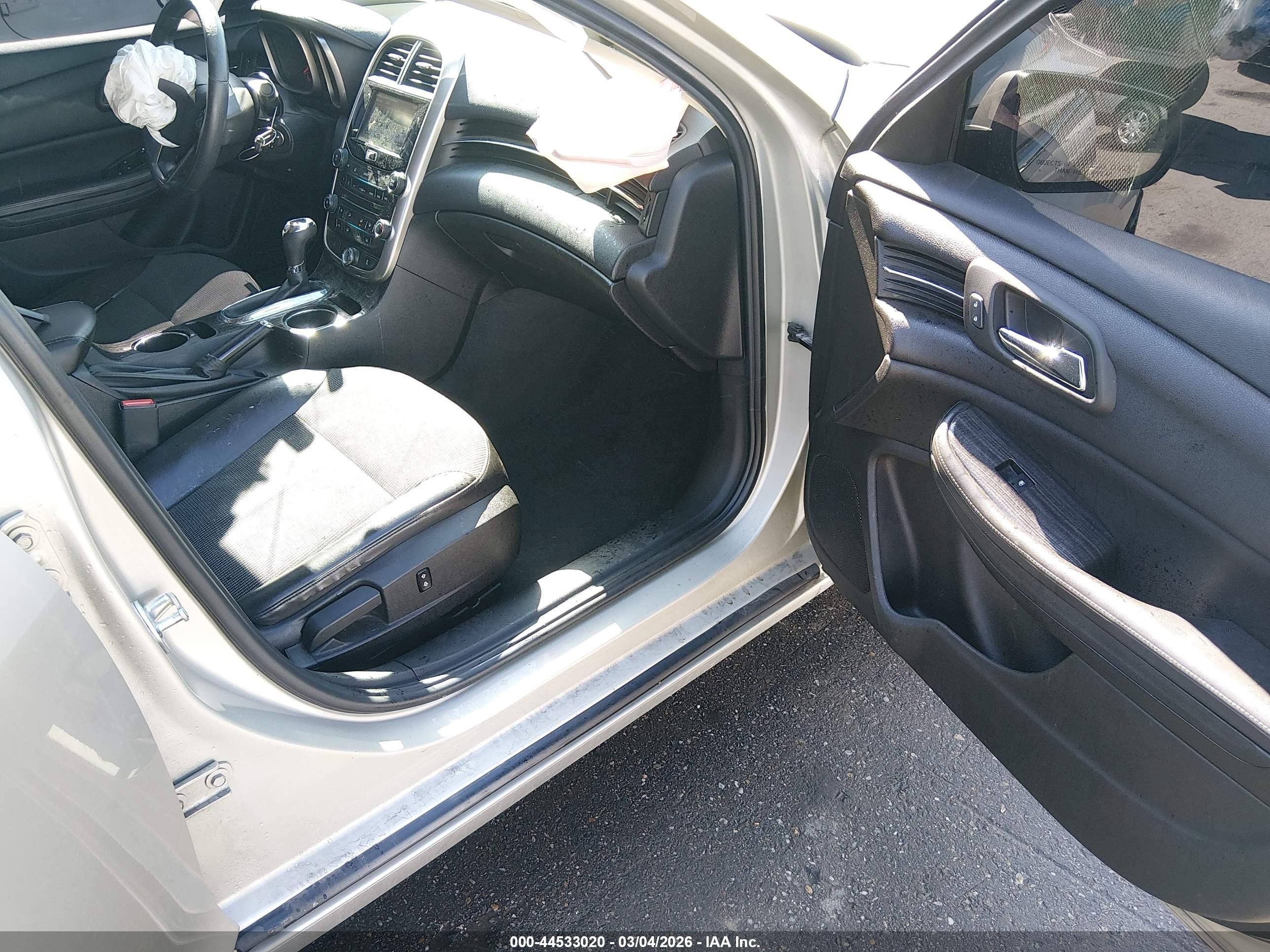 2016 Chevrolet Malibu Limited VIN 1G11C5SA4GF151325 IAAI salvage auction — Front End, Salvage (Utah), sold $325 on 2026-07-09 (photo 5)